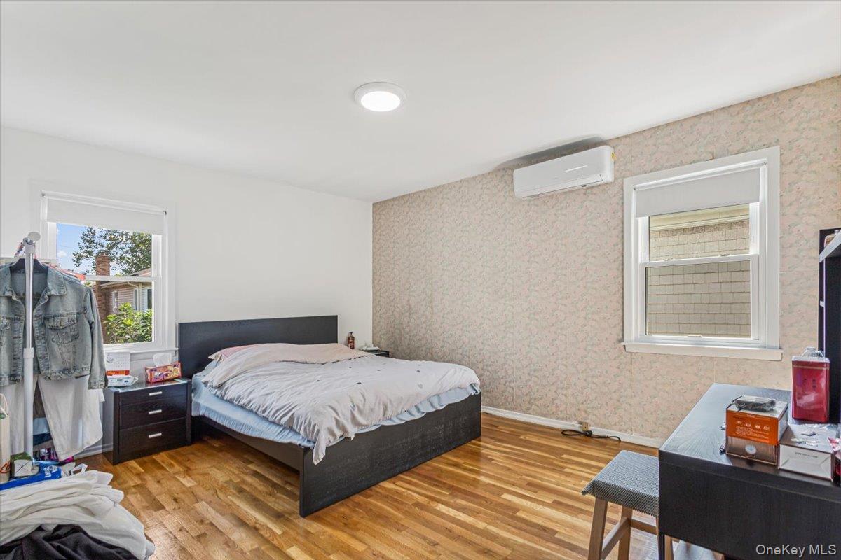 Single Family 137th Street Queens, NY 11356, MLS-1051380-8