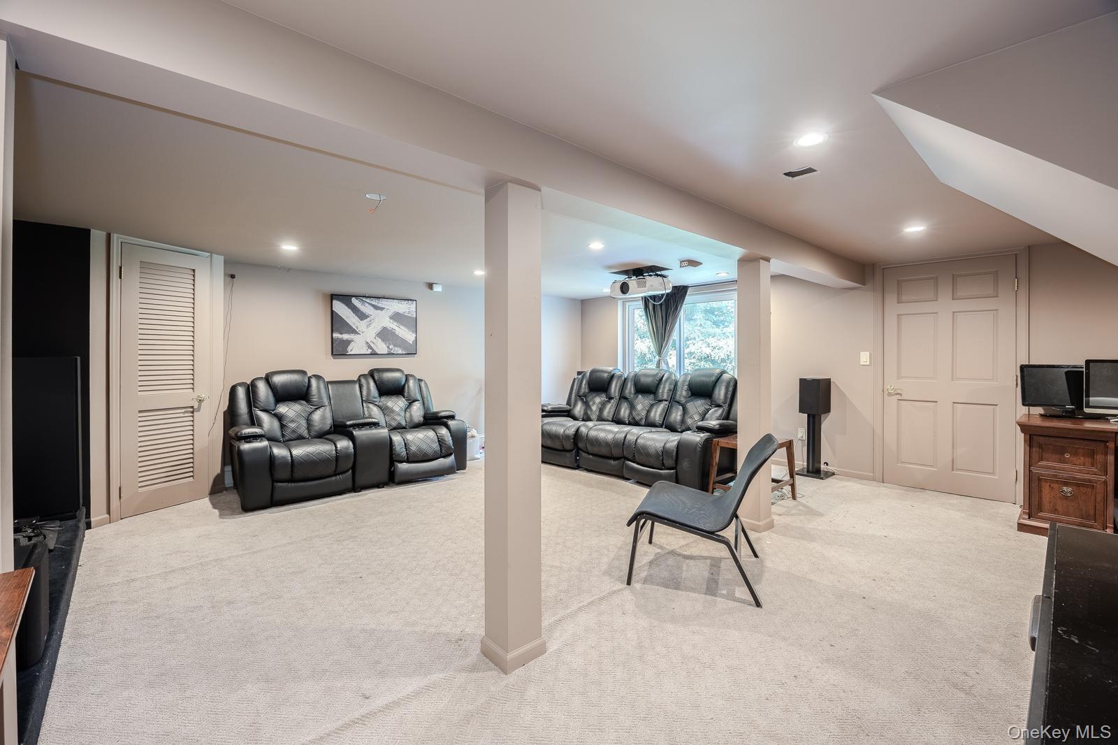 Single Family Upper Sheep Pasture Road  Suffolk County, NY 11733, MLS-1051404-39