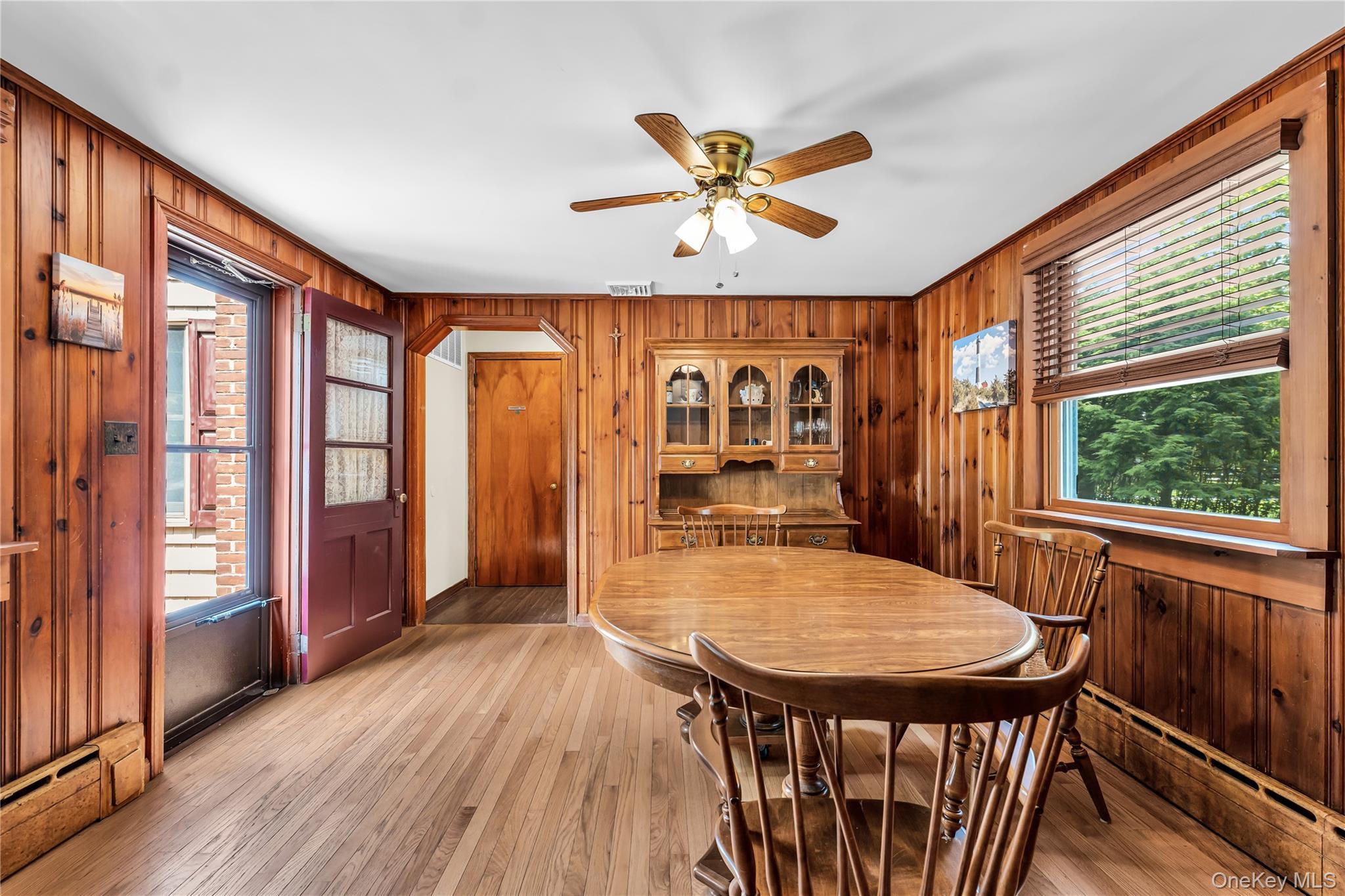 Single Family Hawkins Lane Suffolk County, NY 11719, MLS-1051406-14