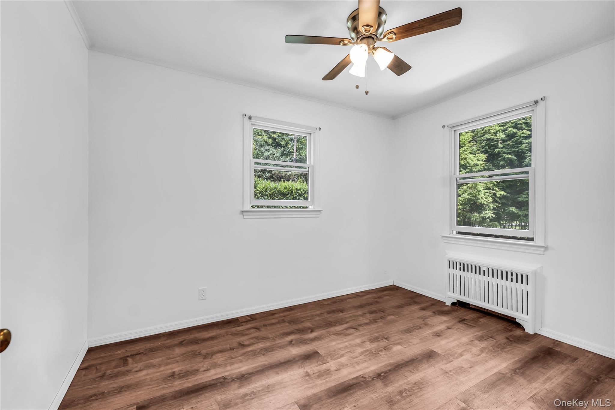 Single Family Hawkins Lane Suffolk County, NY 11719, MLS-1051406-29