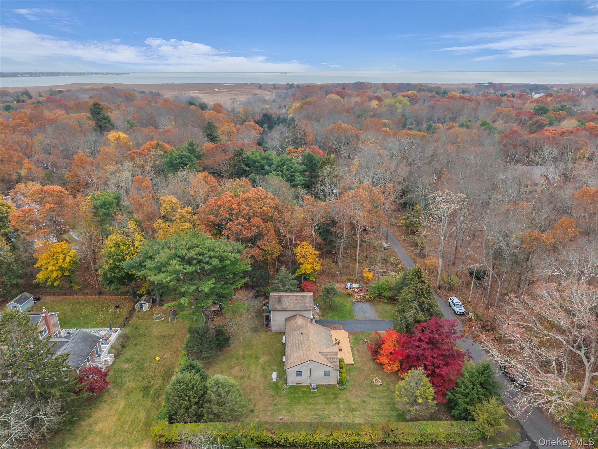 Single Family Hawkins Lane Suffolk County, NY 11719, MLS-1051406-4