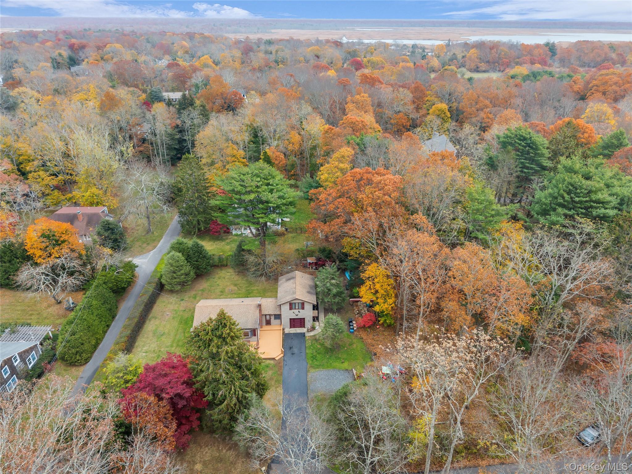 Single Family Hawkins Lane Suffolk County, NY 11719, MLS-1051406-5