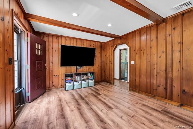 Single Family Hawkins Lane Suffolk County, NY 11719, MLS-1051406-9