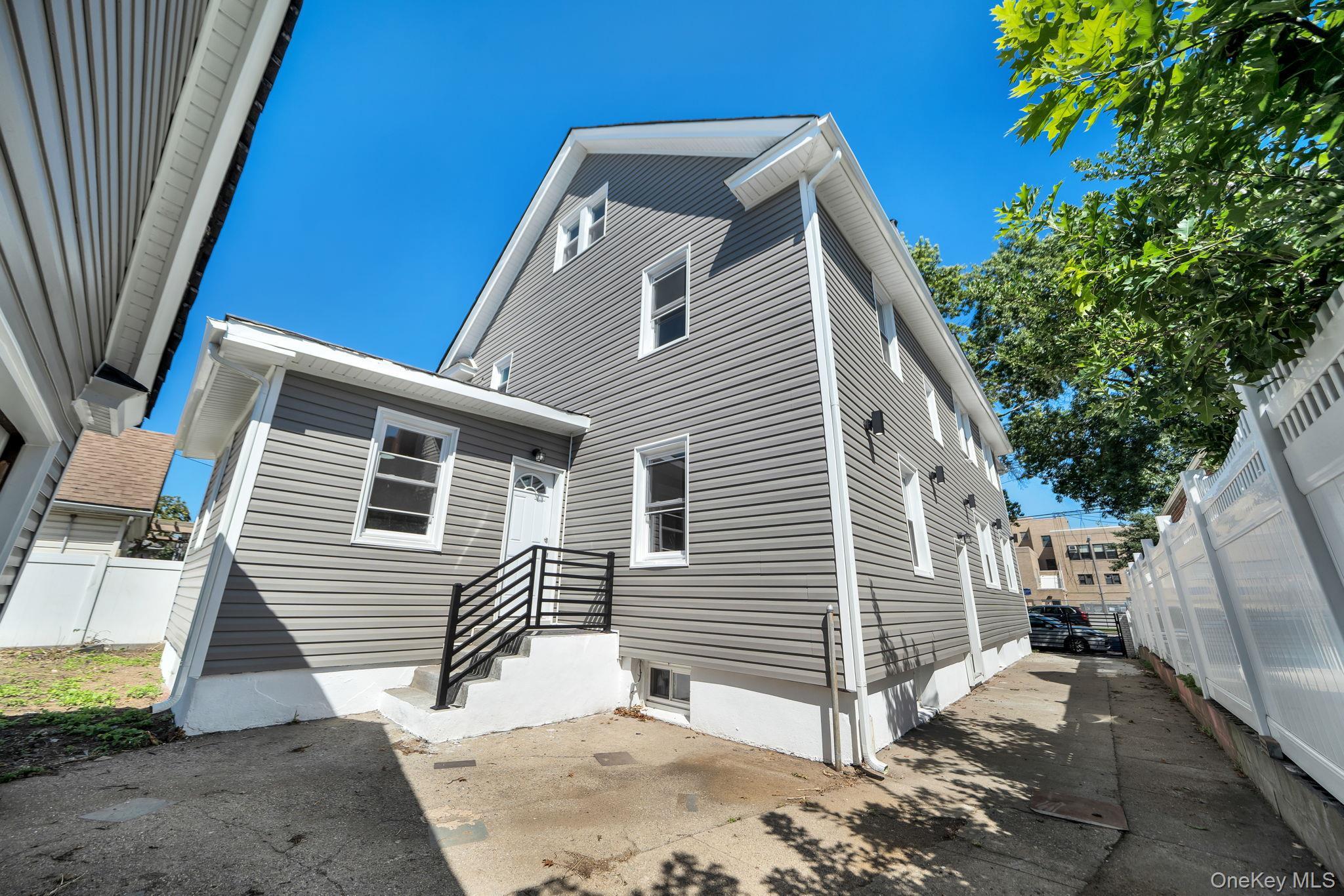 Single Family Springfield Boulevard Queens, NY 11428, MLS-1051423-40