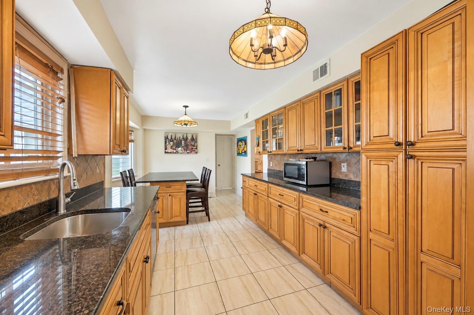 Single Family Waterford Drive Suffolk County, NY 11798, MLS-1051429-17