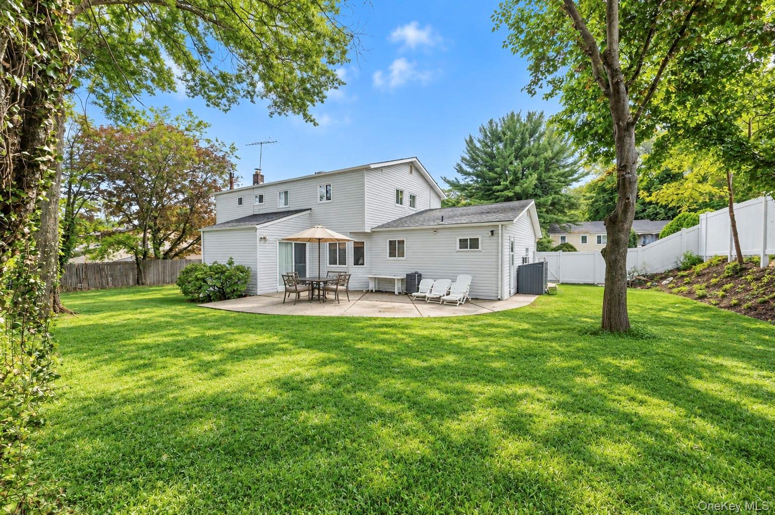Single Family Waterford Drive Suffolk County, NY 11798, MLS-1051429-31