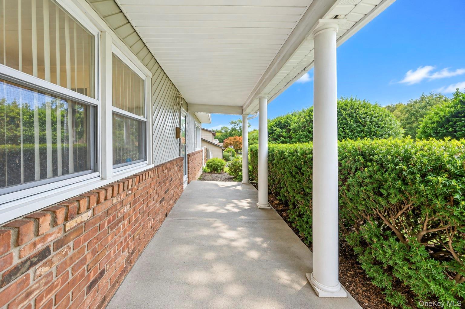 Single Family Waterford Drive Suffolk County, NY 11798, MLS-1051429-4