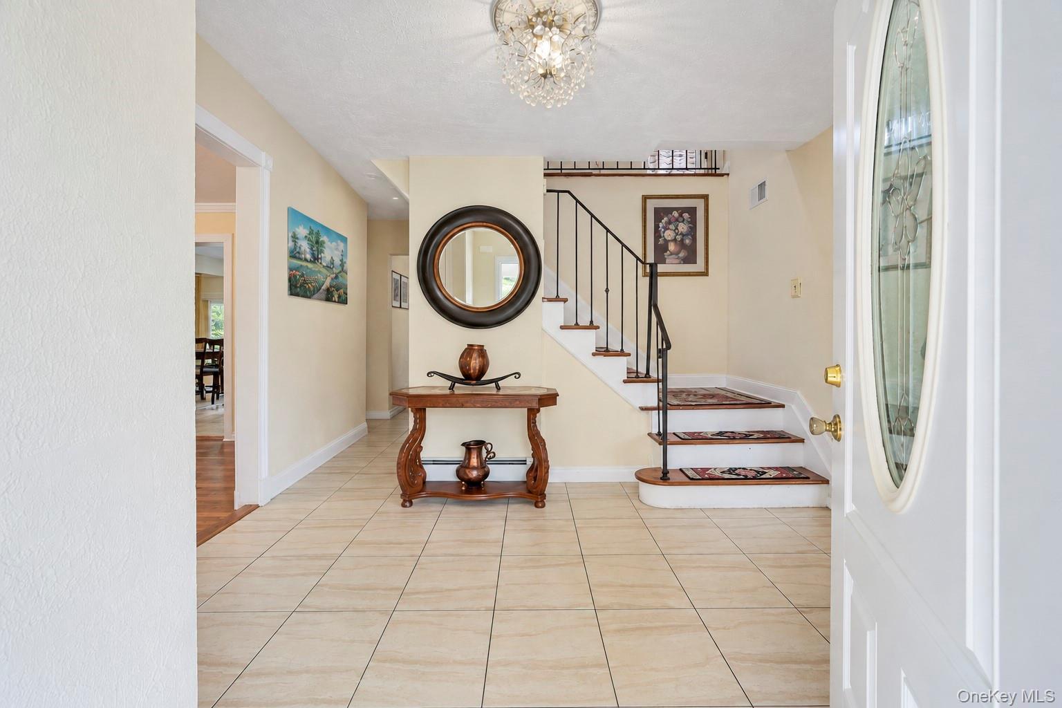 Single Family Waterford Drive Suffolk County, NY 11798, MLS-1051429-5