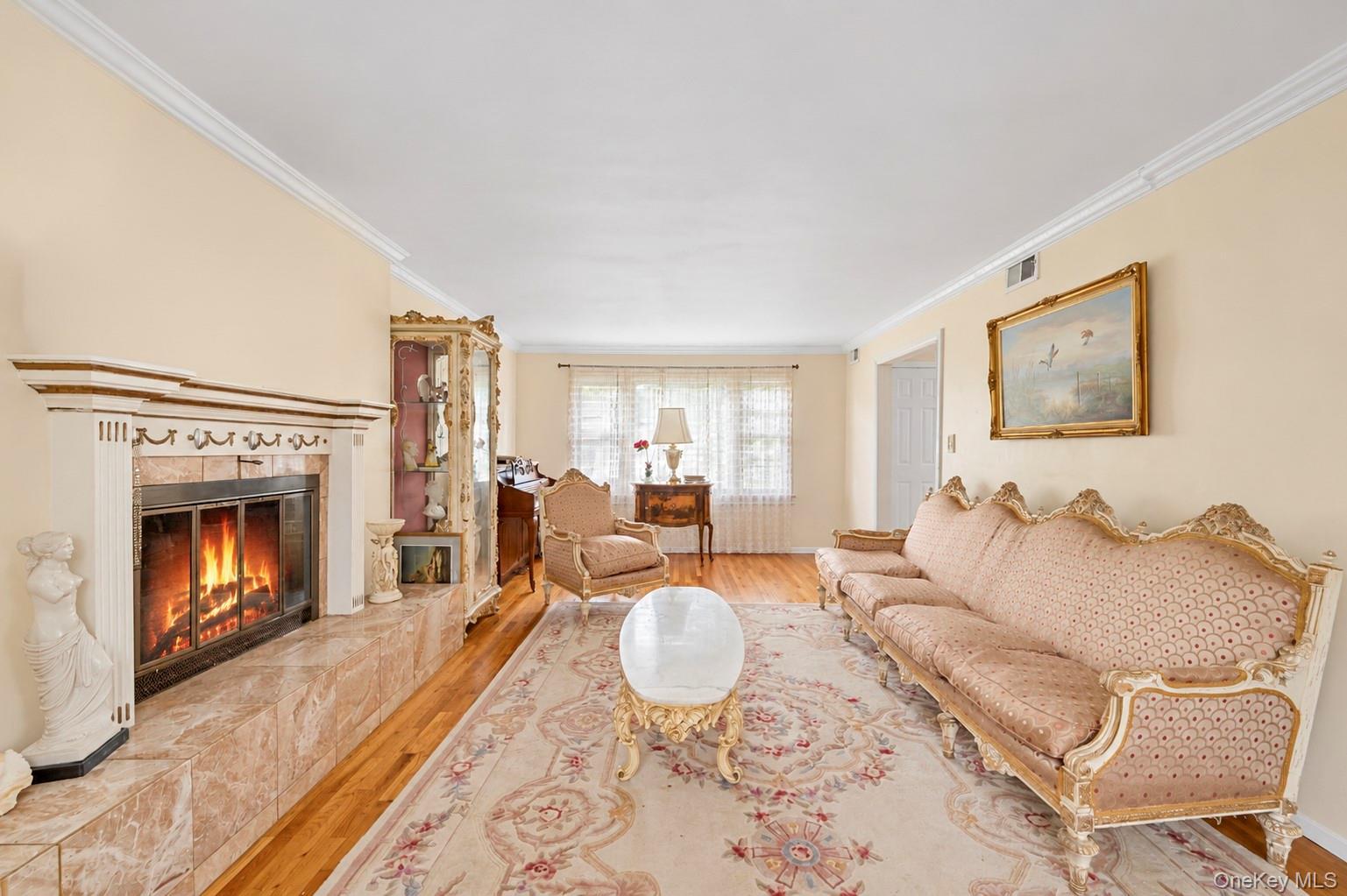 Single Family Waterford Drive Suffolk County, NY 11798, MLS-1051429-7