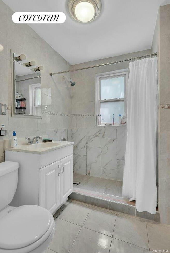 Single Family 31 Street Queens, NY 11105, MLS-1051441-7