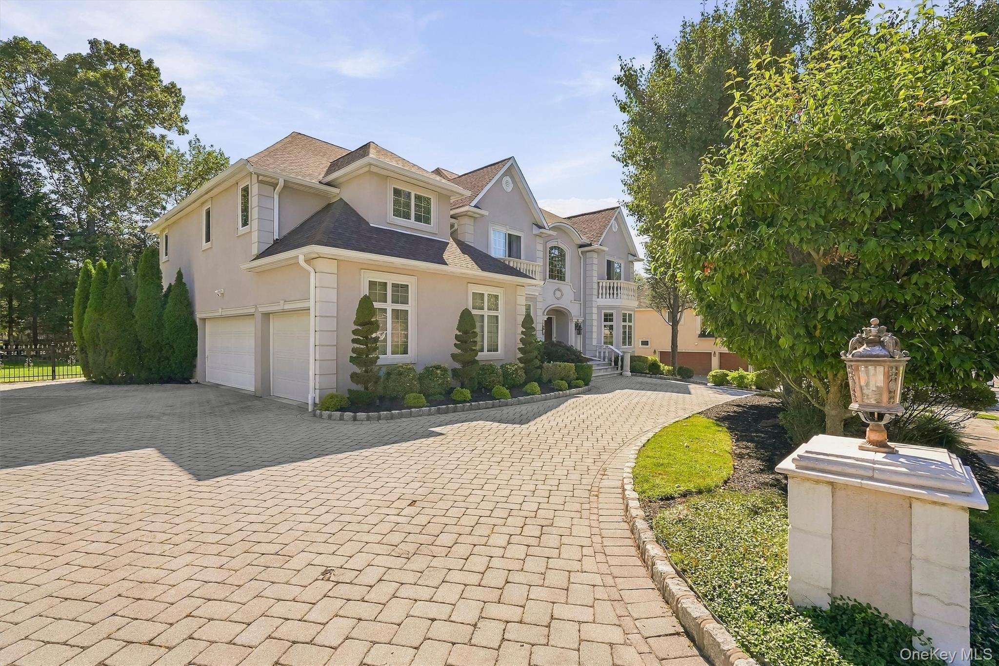 Single Family King Arthur Court  Rockland County, NY 10956, MLS-1051444-4