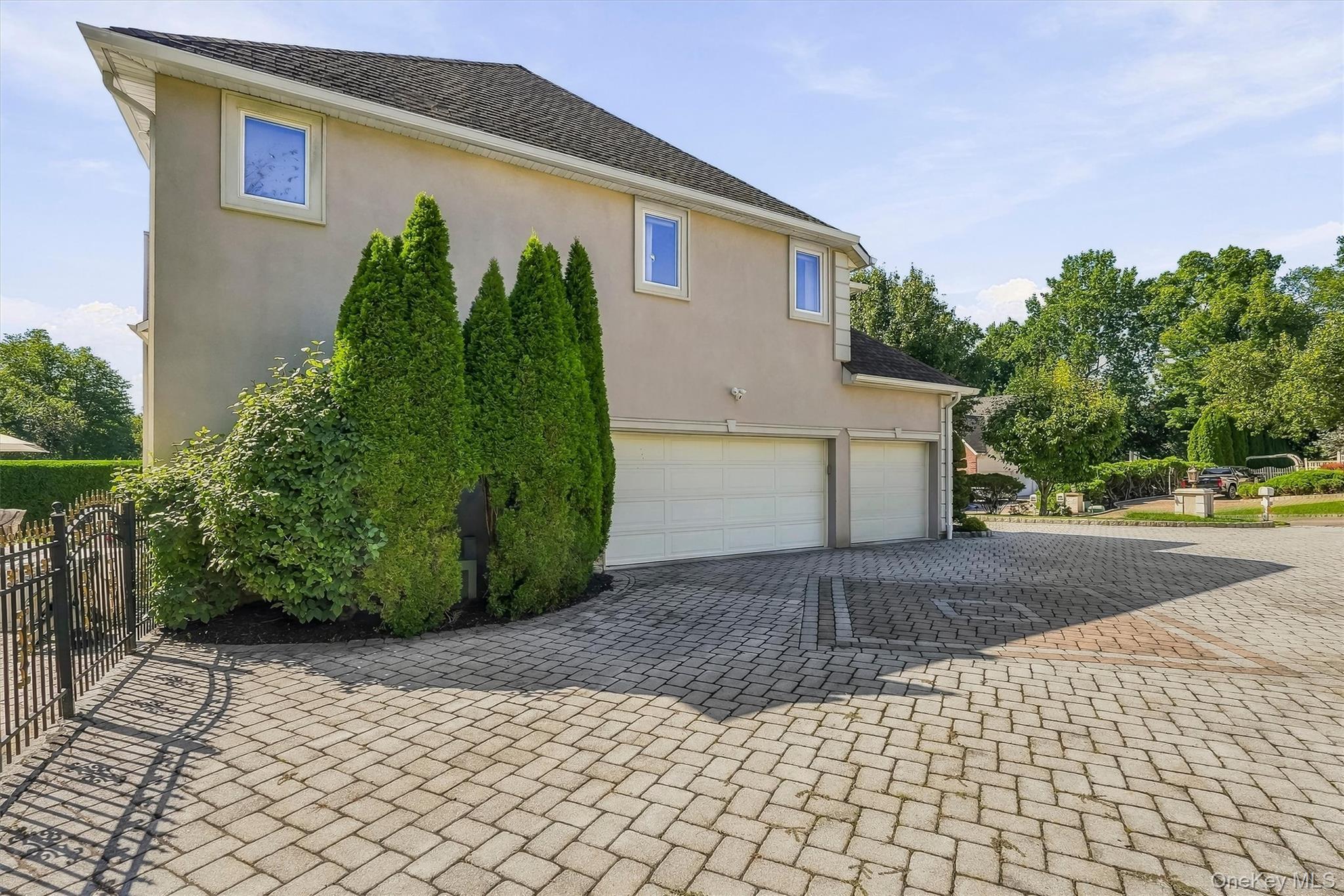 Single Family King Arthur Court  Rockland County, NY 10956, MLS-1051444-43