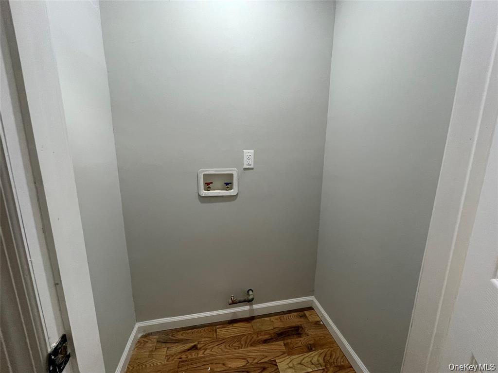 Single Family Bedell Street Queens, NY 11413, MLS-1051446-19
