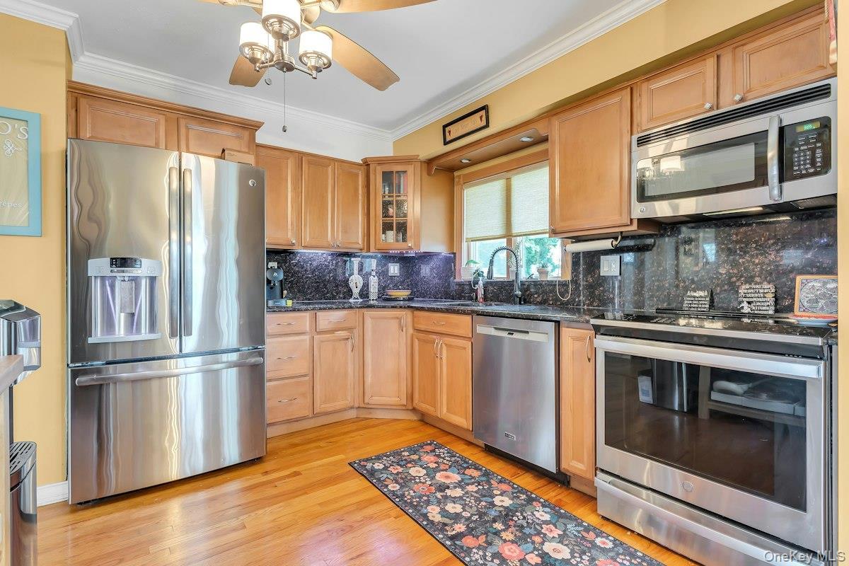 Single Family N Summit Drive  Nassau County, NY 11758, MLS-1051448-7