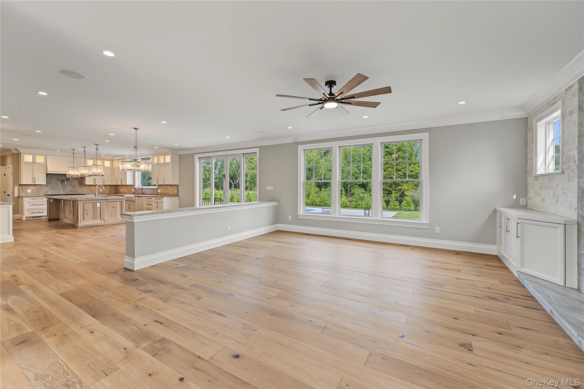 Single Family Jareds Path Suffolk County, NY 11719, MLS-1051454-12
