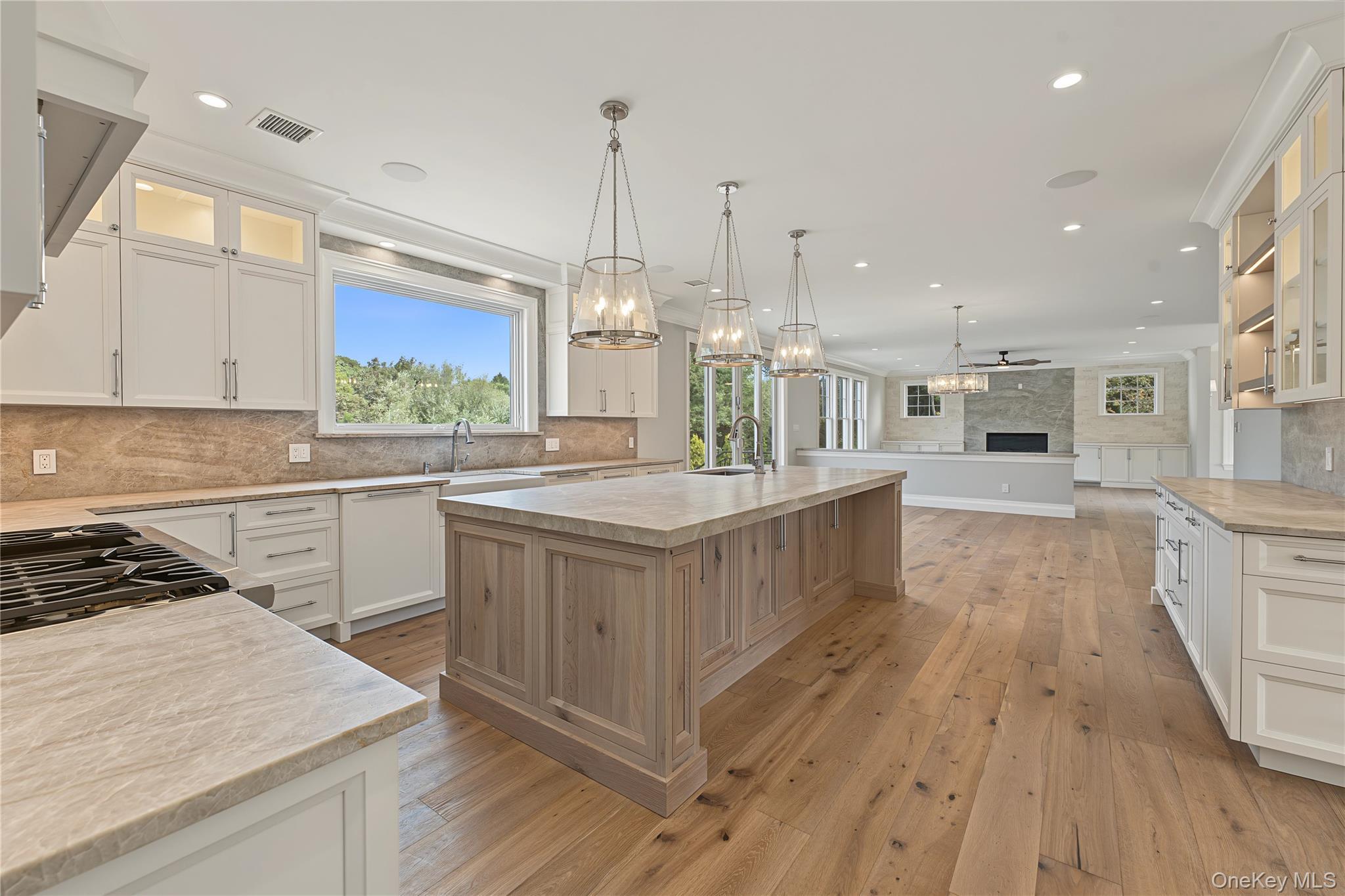 Single Family Jareds Path Suffolk County, NY 11719, MLS-1051454-18