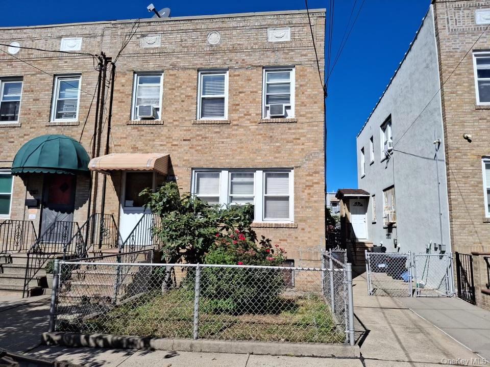 Single Family 29th Avenue Queens, NY 11102, MLS-1051485-15