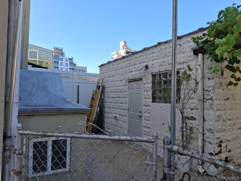 Single Family 29th Avenue Queens, NY 11102, MLS-1051485-17