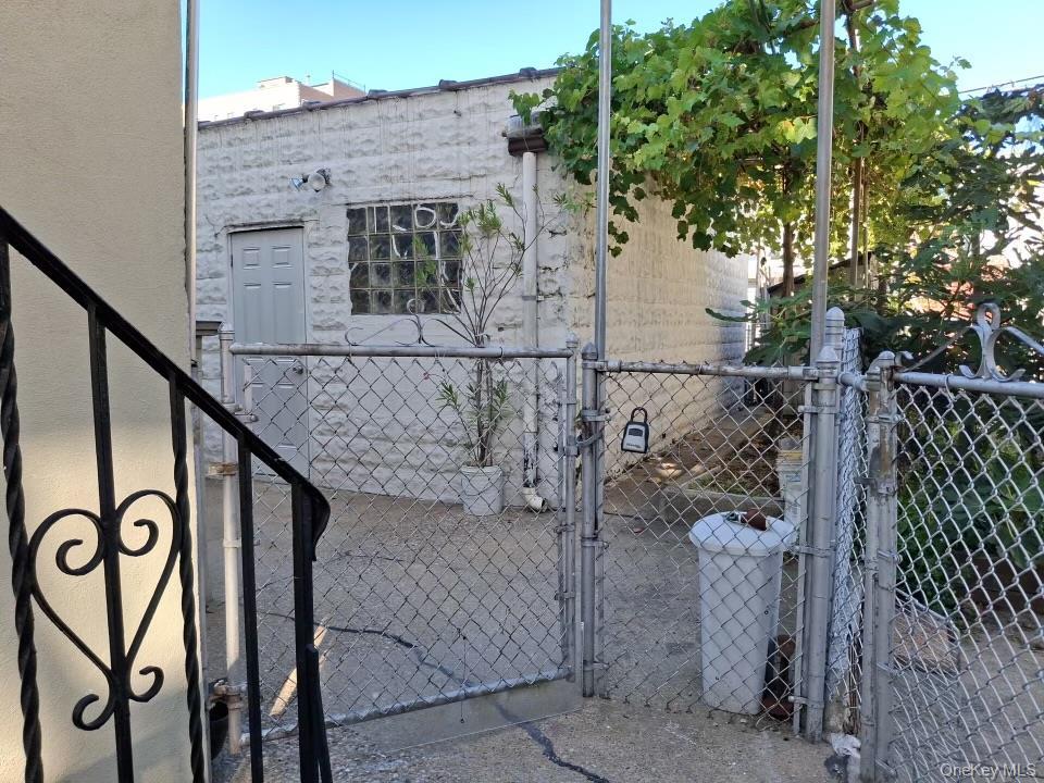 Single Family 29th Avenue  Queens, NY 11102, MLS-1051485-19