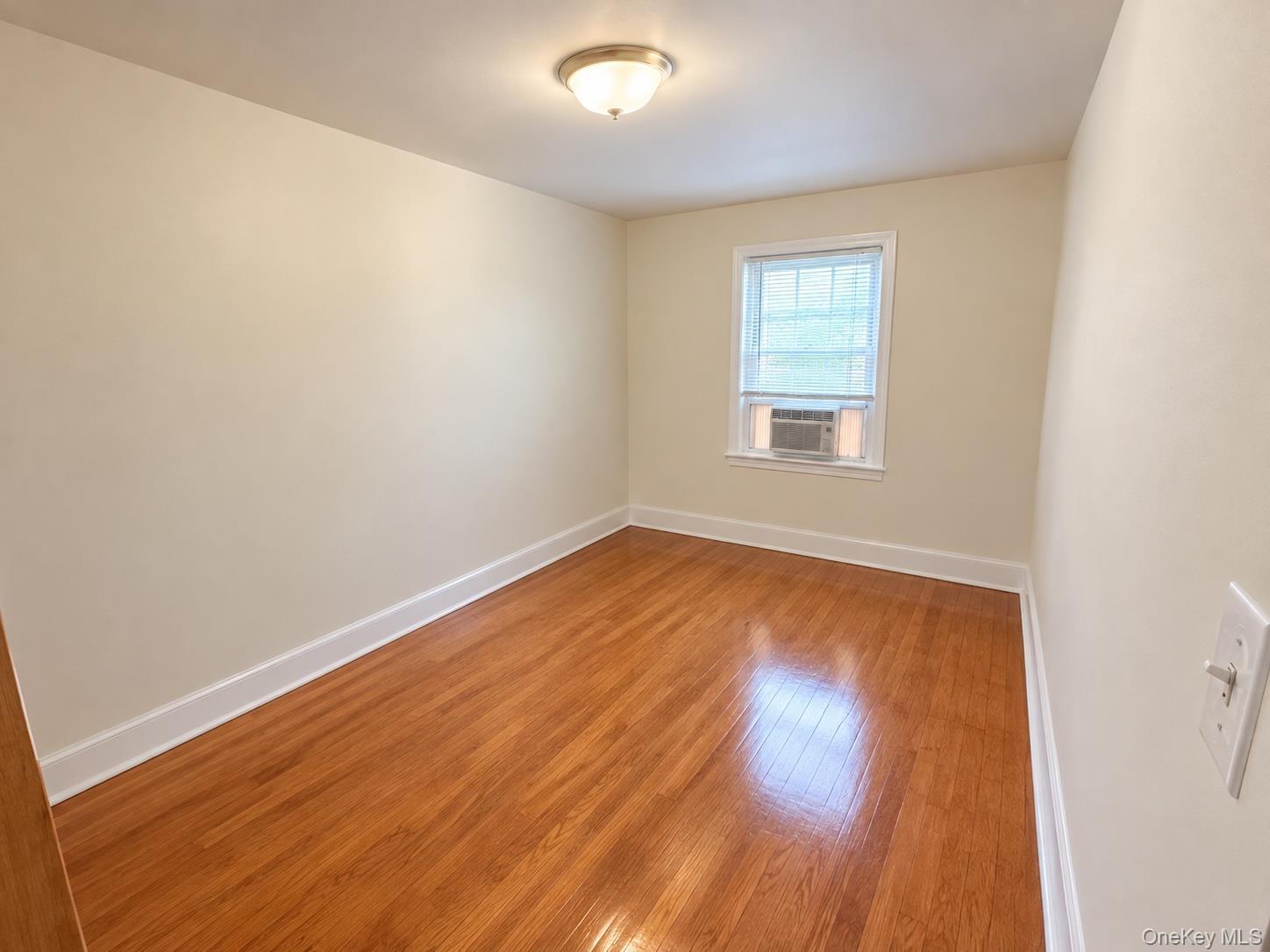 Single Family 29th Avenue Queens, NY 11102, MLS-1051485-9