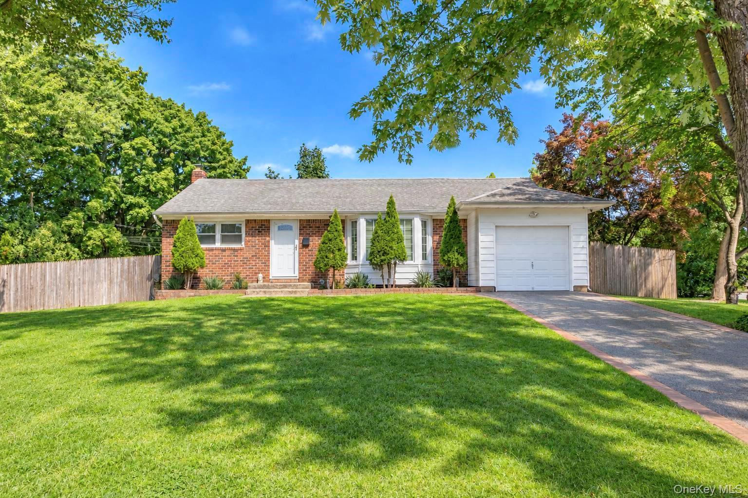 Single Family Azealia Court Suffolk County, NY 11725, MLS-1051506-2