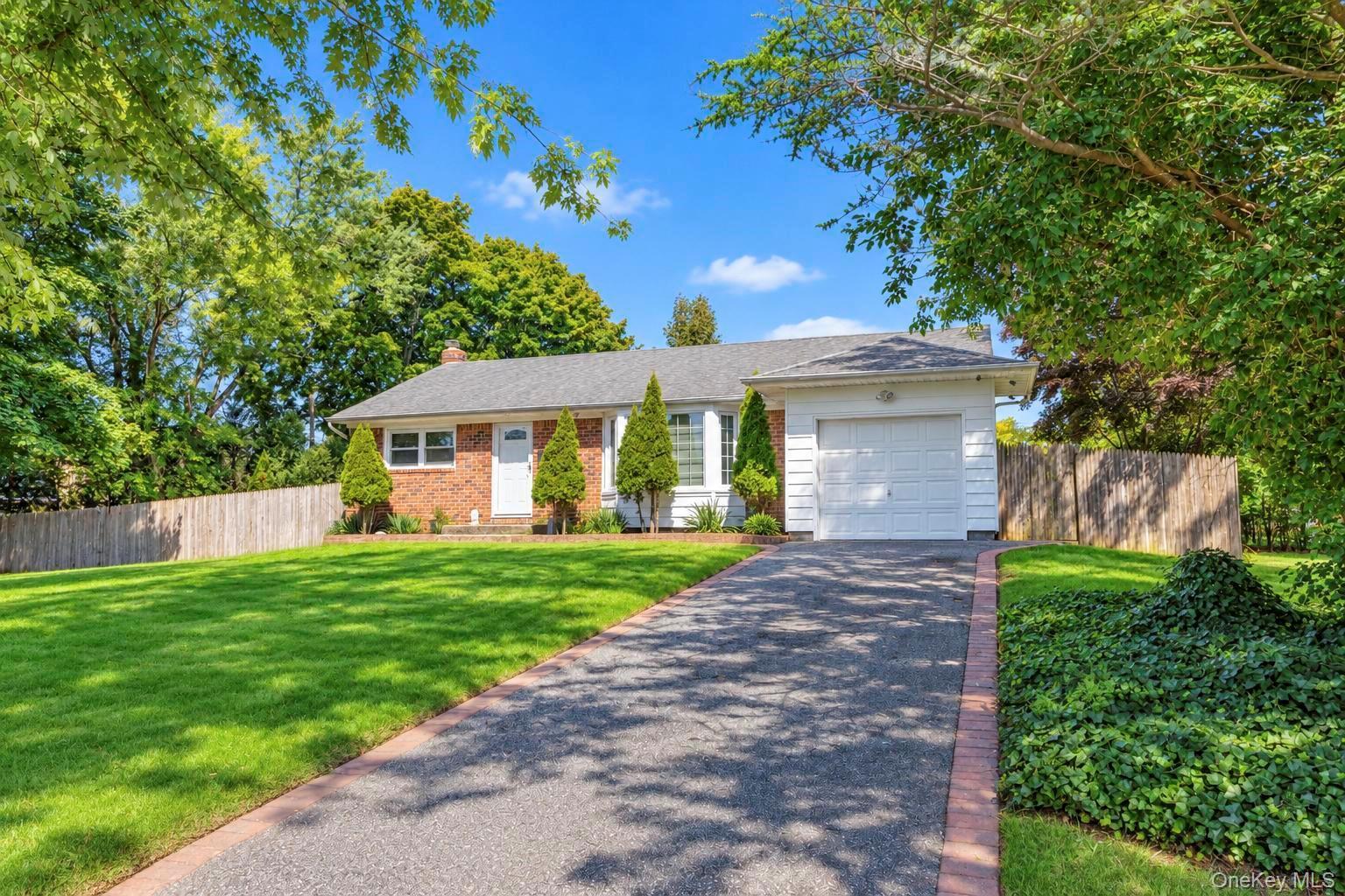 Single Family Azealia Court Suffolk County, NY 11725, MLS-1051506-3