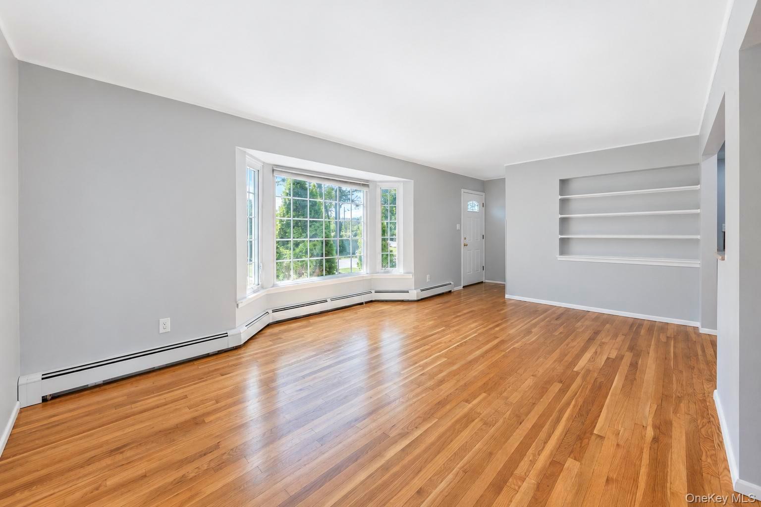 Single Family Azealia Court Suffolk County, NY 11725, MLS-1051506-7