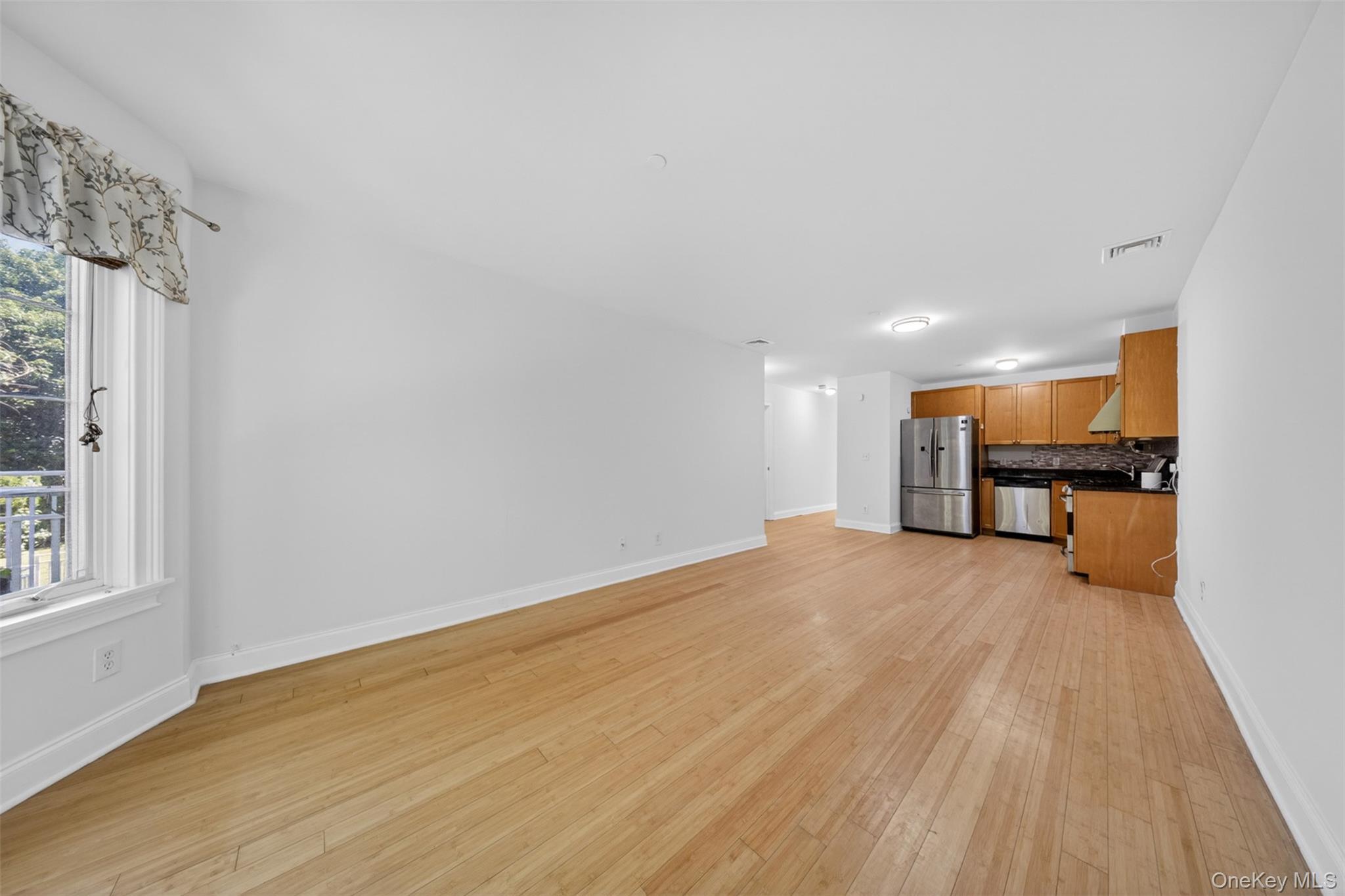 Single Family Soundview Lane Queens, NY 11356, MLS-1051529-22