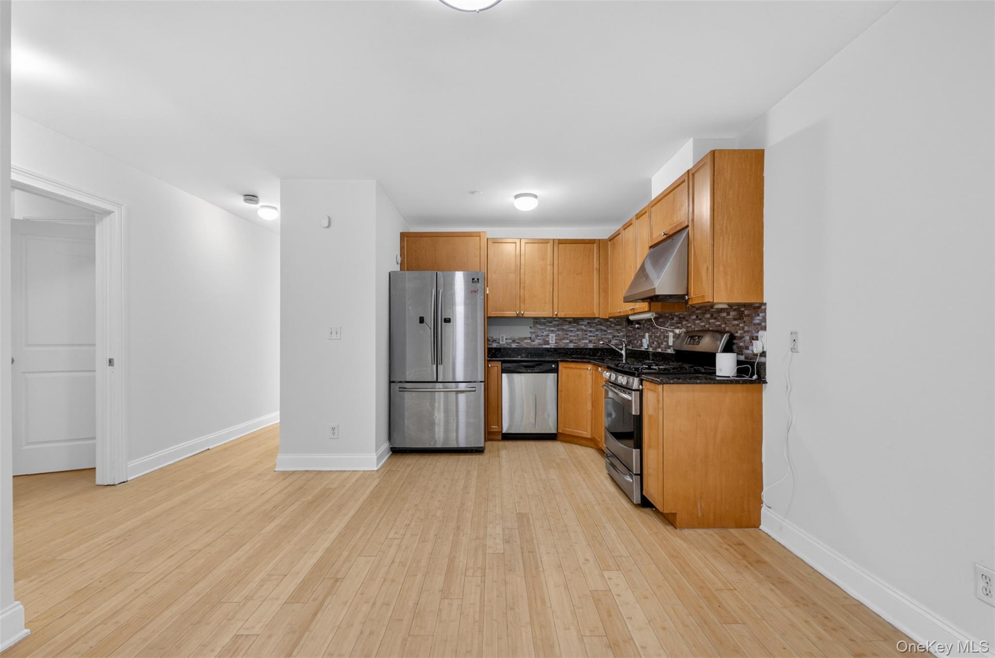 Single Family Soundview Lane Queens, NY 11356, MLS-1051529-23