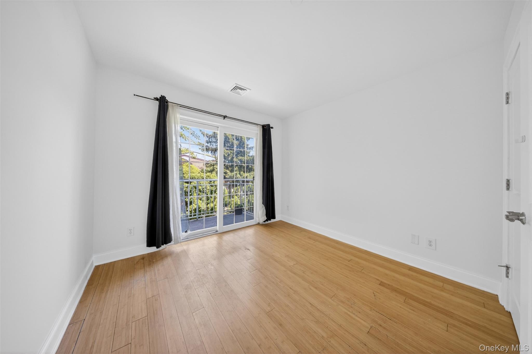 Single Family Soundview Lane Queens, NY 11356, MLS-1051529-24