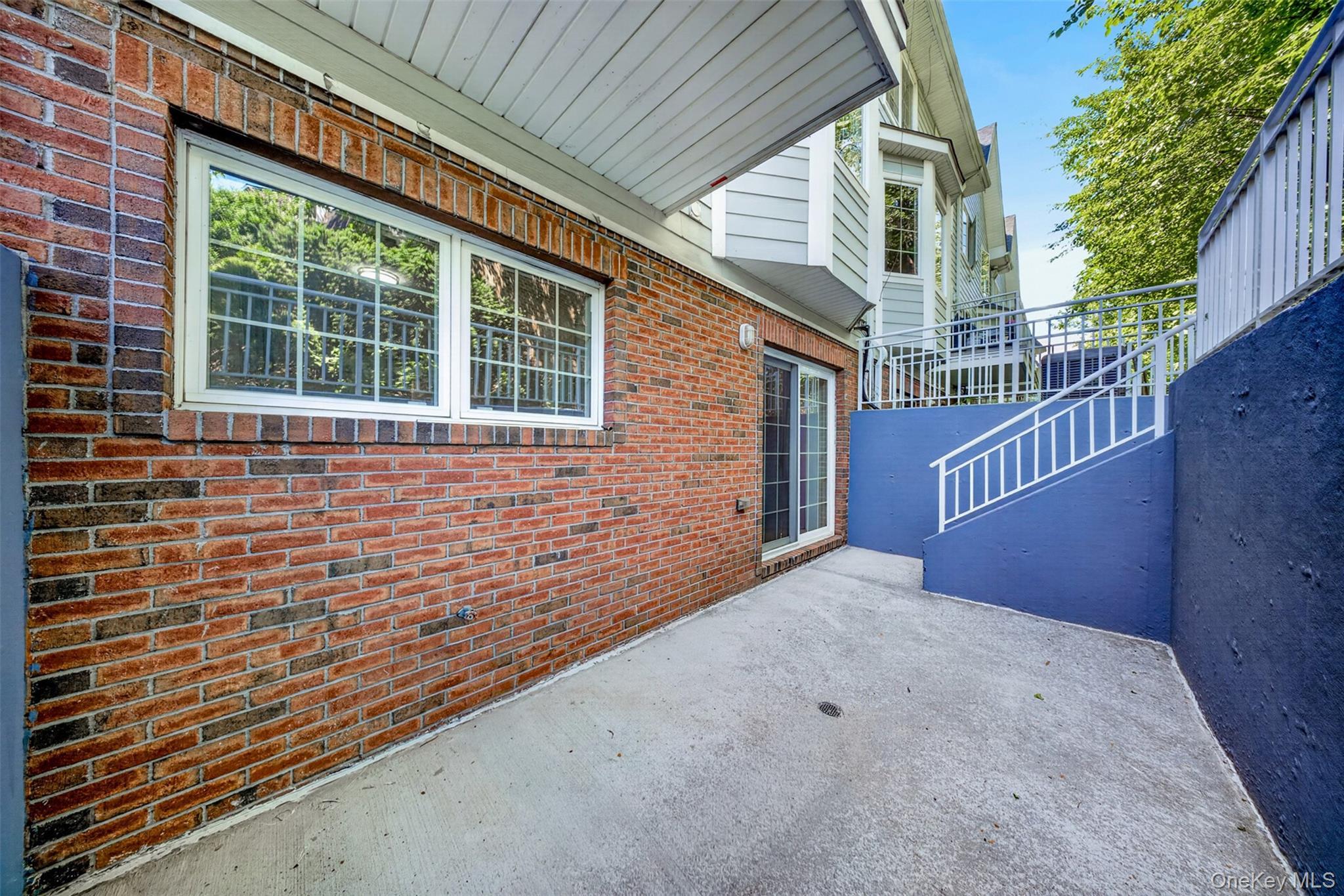 Single Family Soundview Lane Queens, NY 11356, MLS-1051529-47