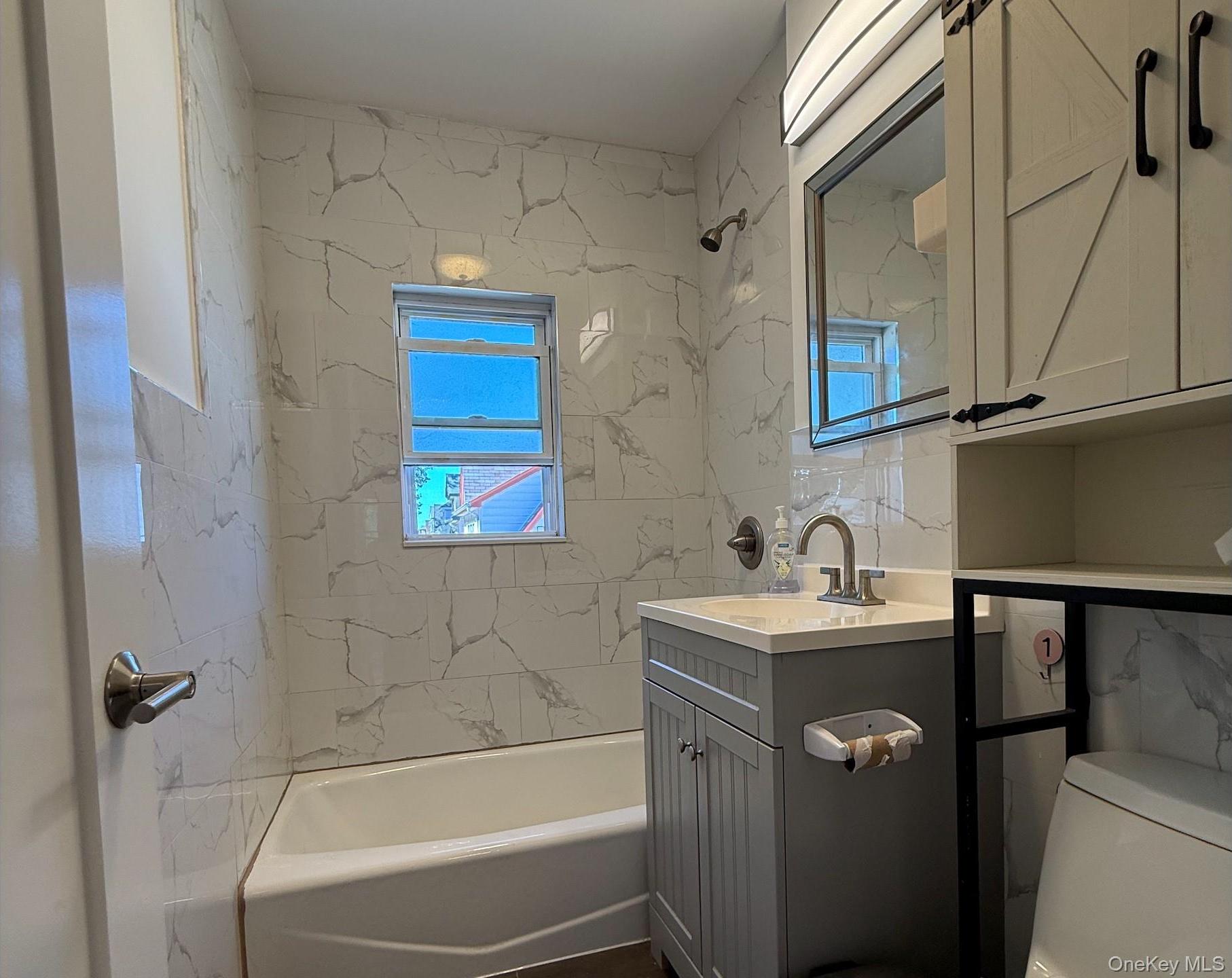 Single Family 150th Street  Queens, NY 11357, MLS-1051544-8