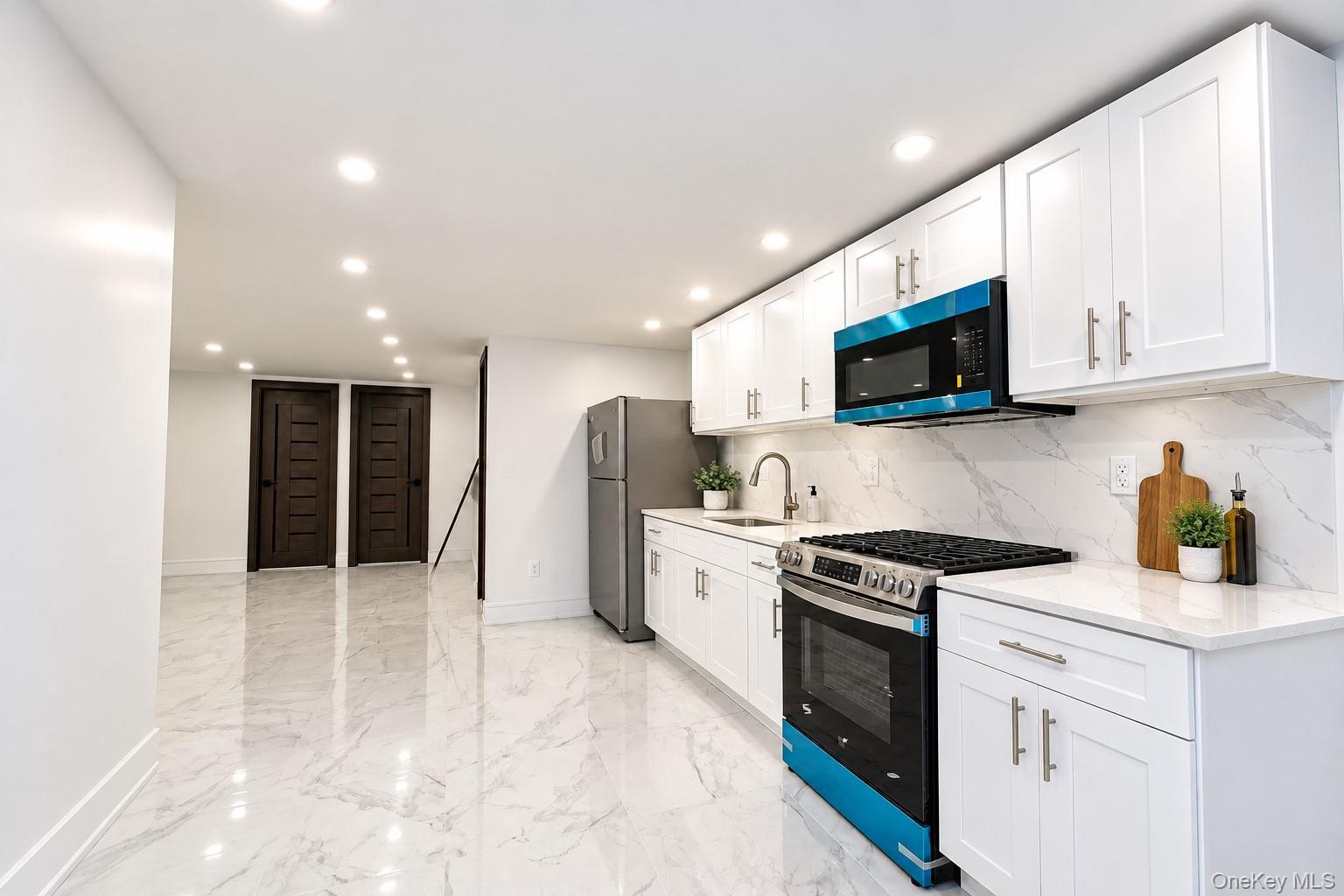 Single Family Albany Avenue Brooklyn, NY 11203, MLS-1051548-21