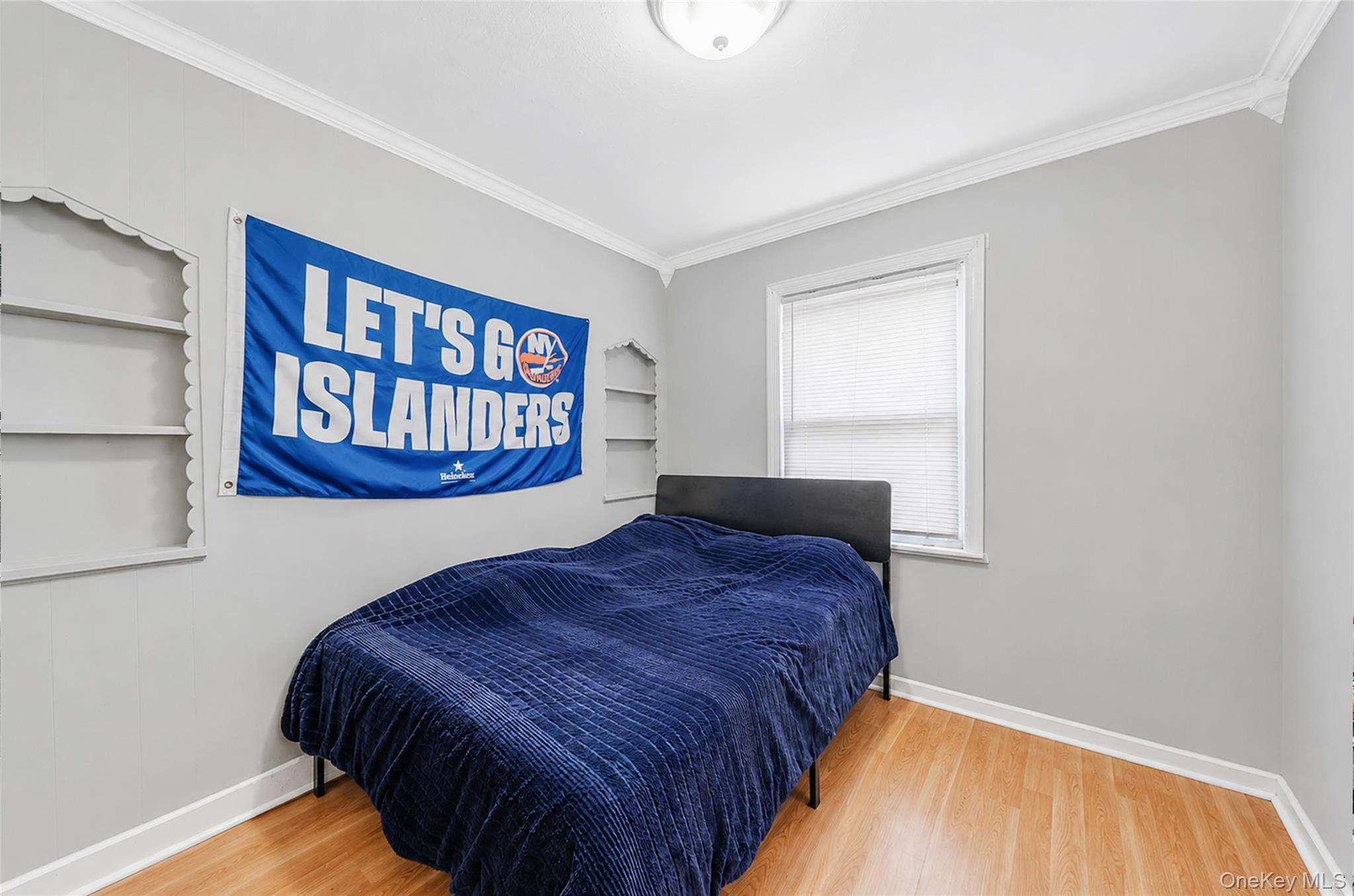 Single Family Union Turnpike  Queens, NY 11040, MLS-1051556-16