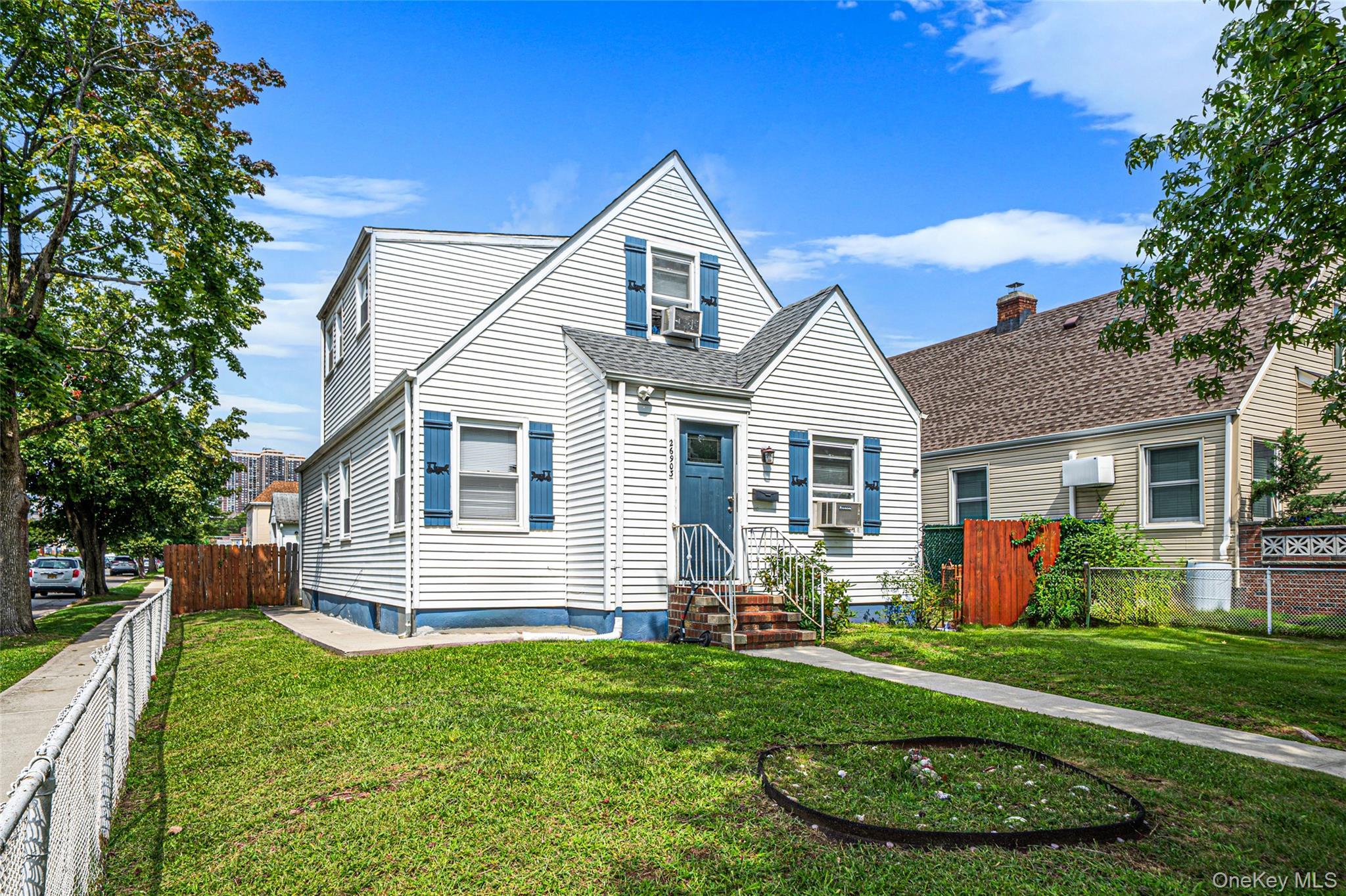 Single Family Union Turnpike  Queens, NY 11040, MLS-1051556-8
