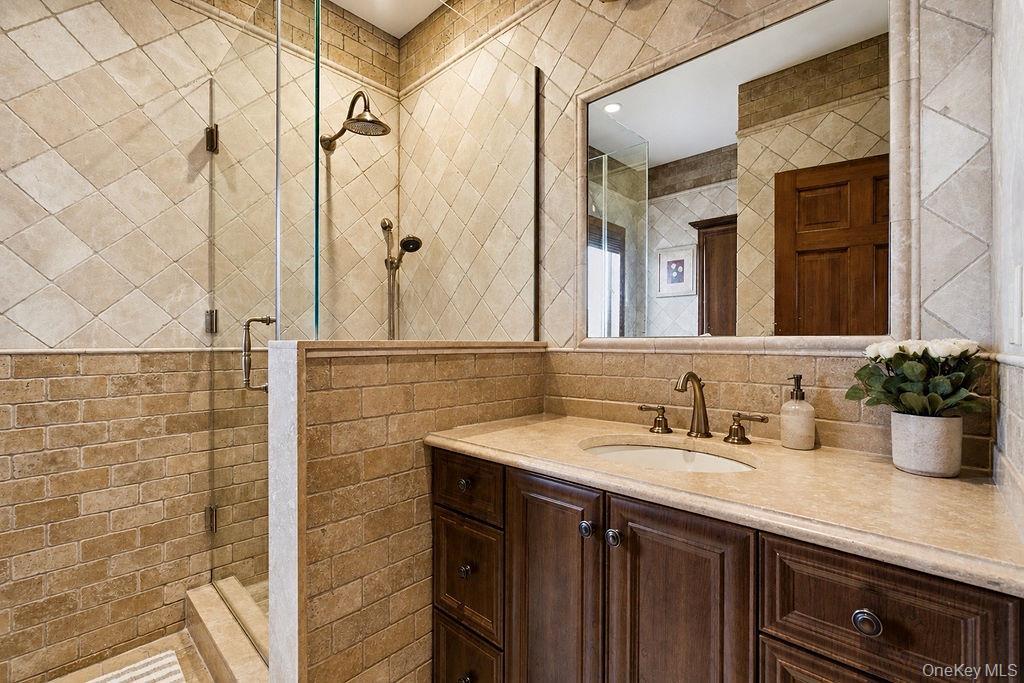Single Family 86th Street Queens, NY 11414, MLS-1051557-11