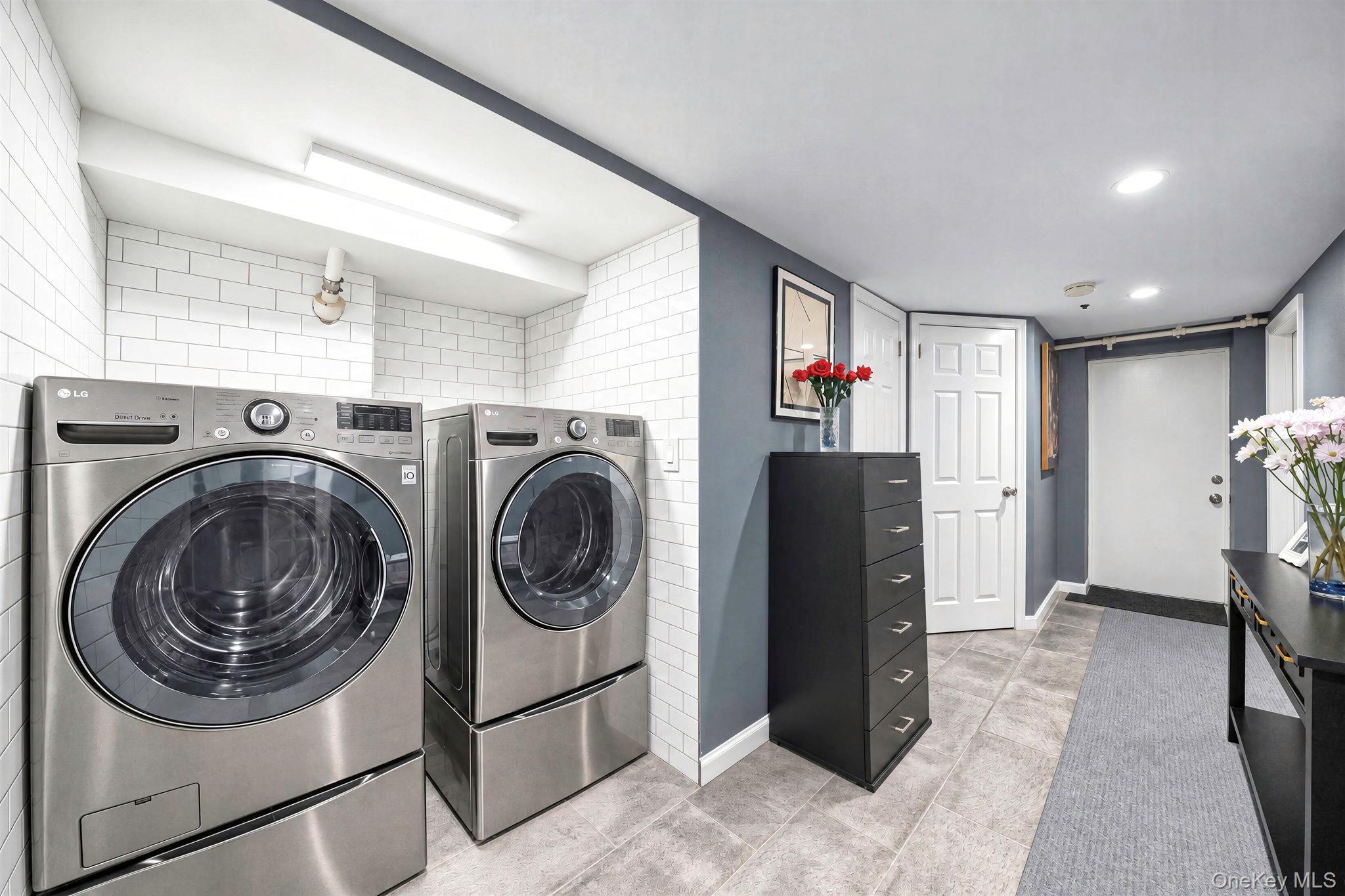 Single Family 99th Street Queens, NY 11369, MLS-1051561-36
