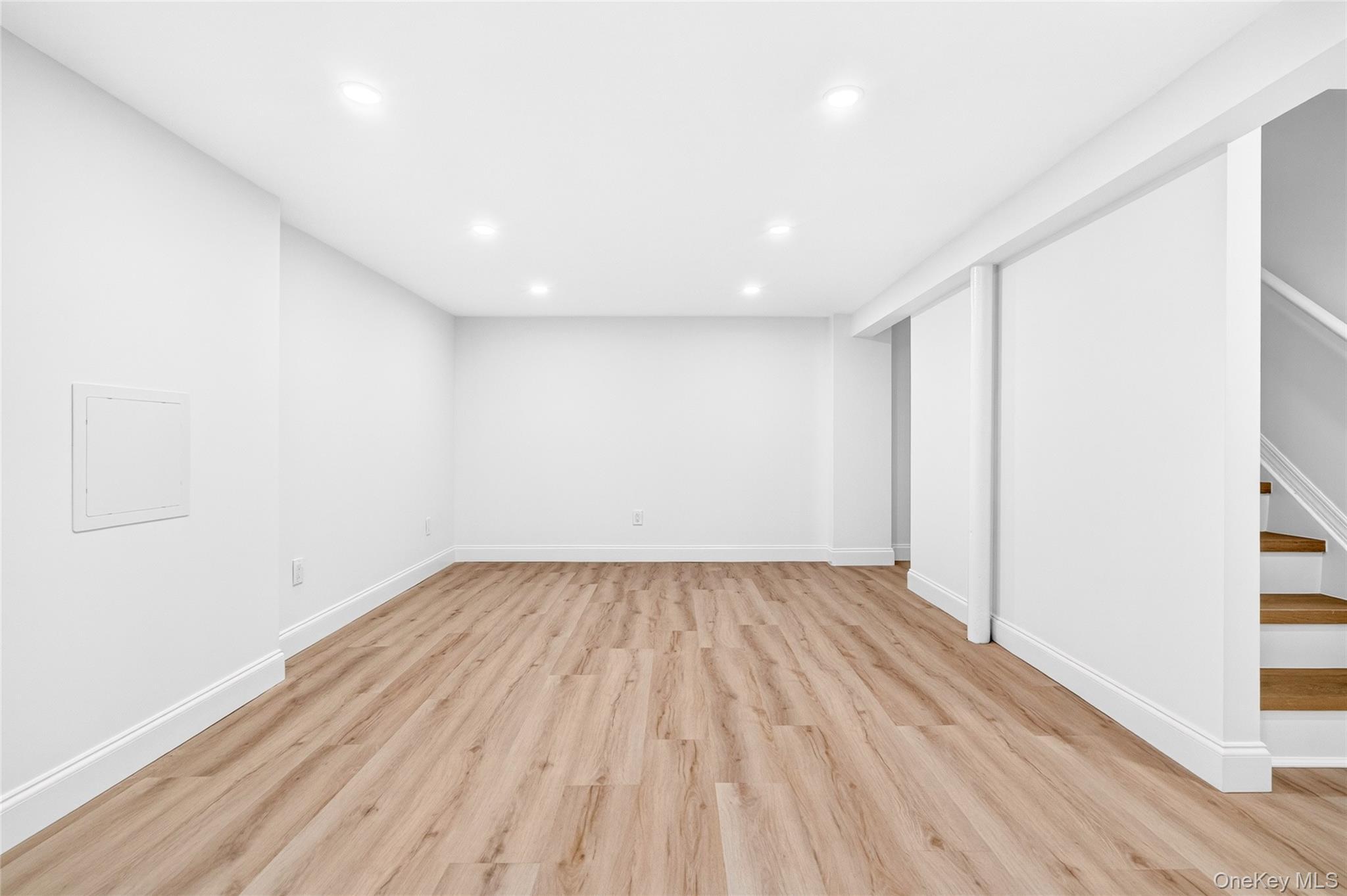 Single Family Saratoga Road  Westchester County, NY 10607, MLS-1051571-34