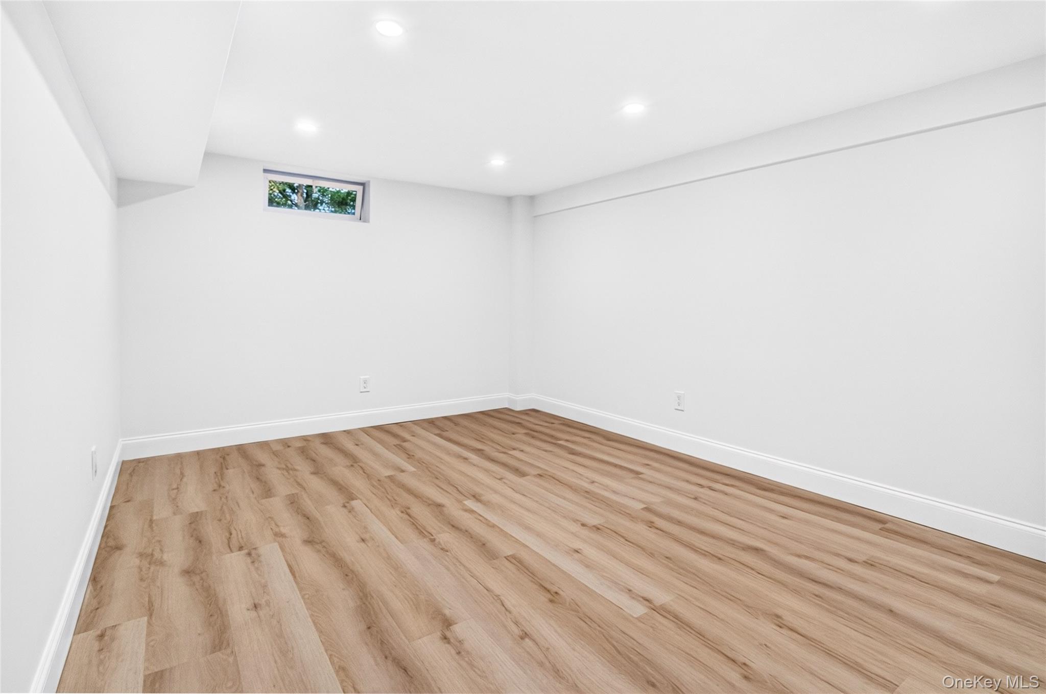 Single Family Saratoga Road  Westchester County, NY 10607, MLS-1051571-39