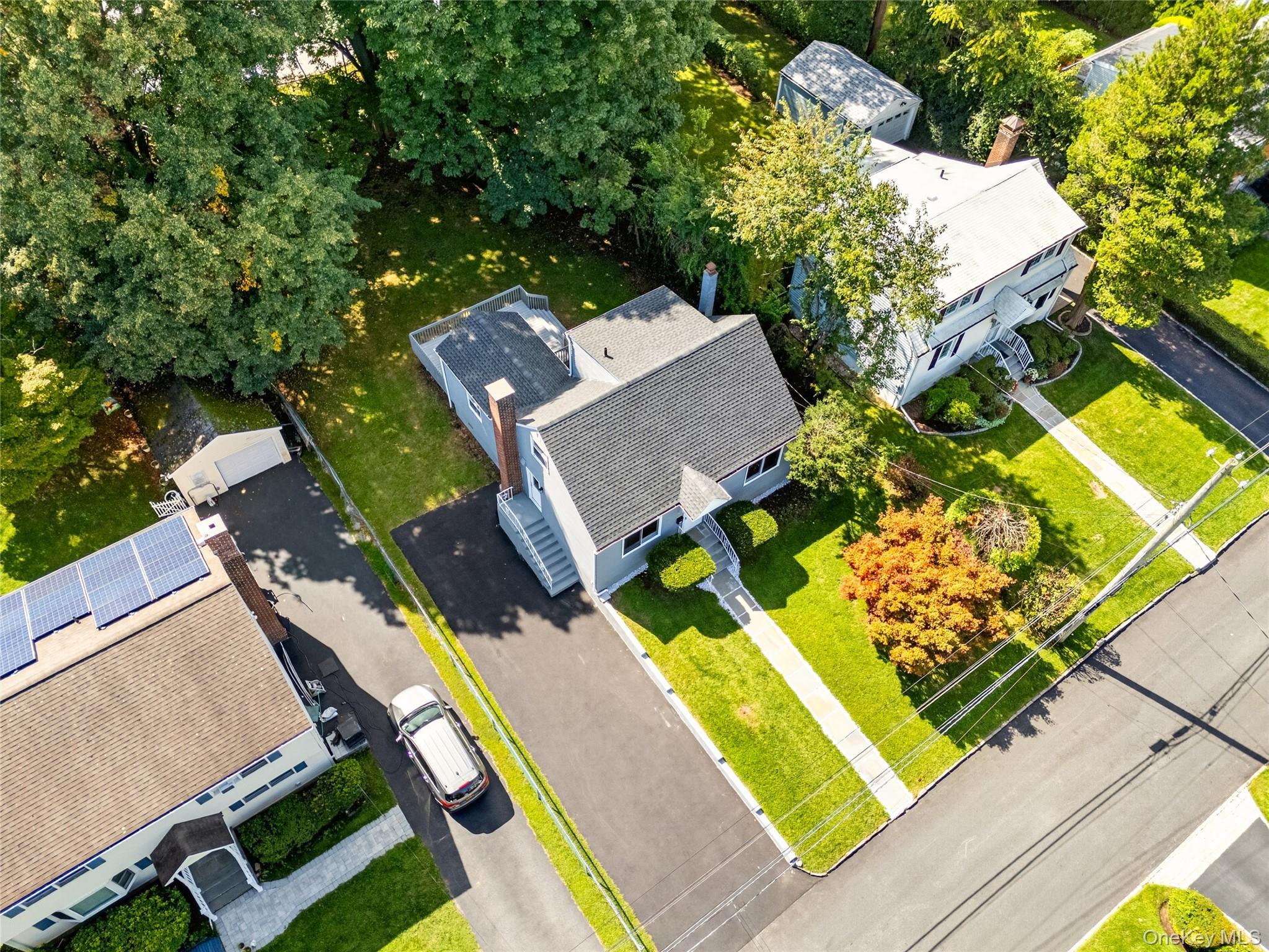 Single Family Saratoga Road  Westchester County, NY 10607, MLS-1051571-4