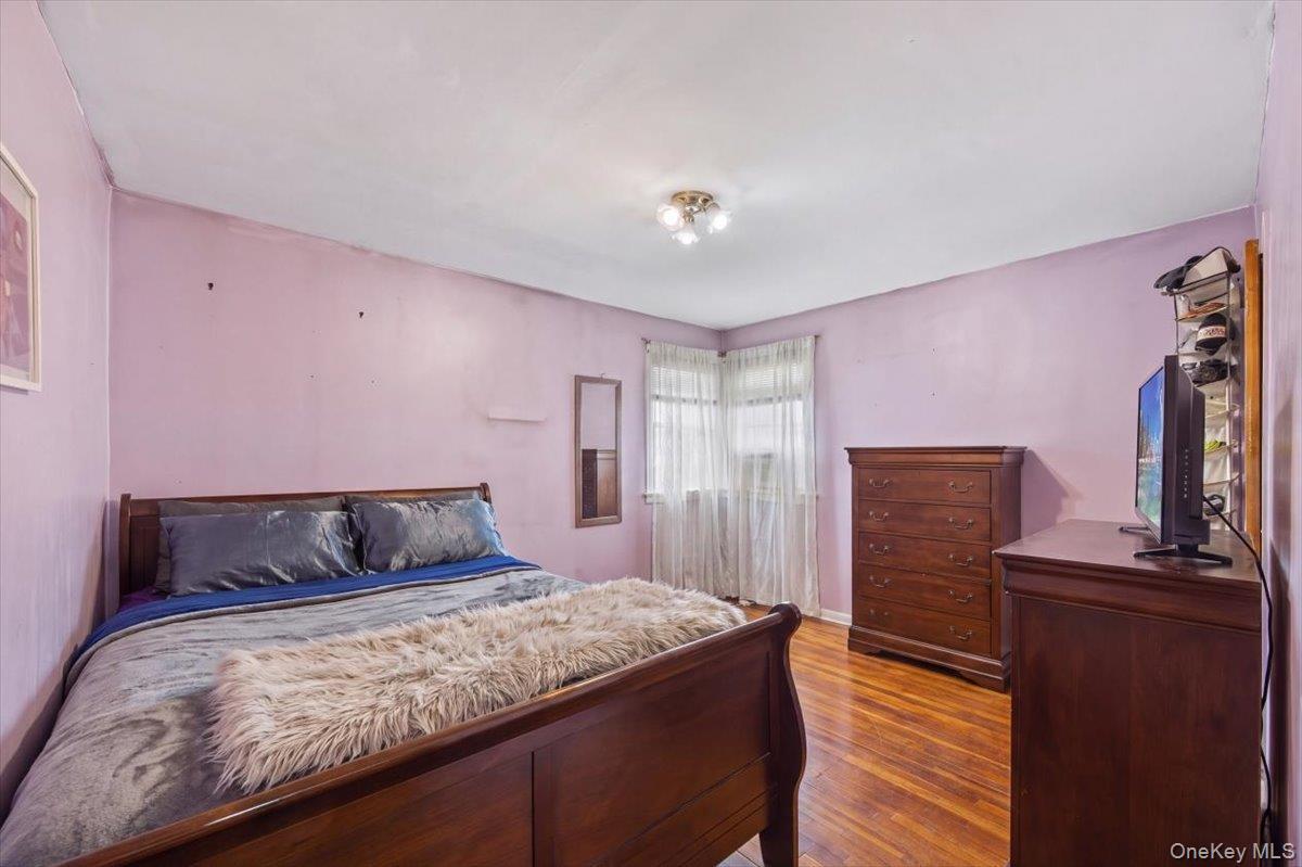 Single Family 224th Street Queens, NY 11413, MLS-1051573-12