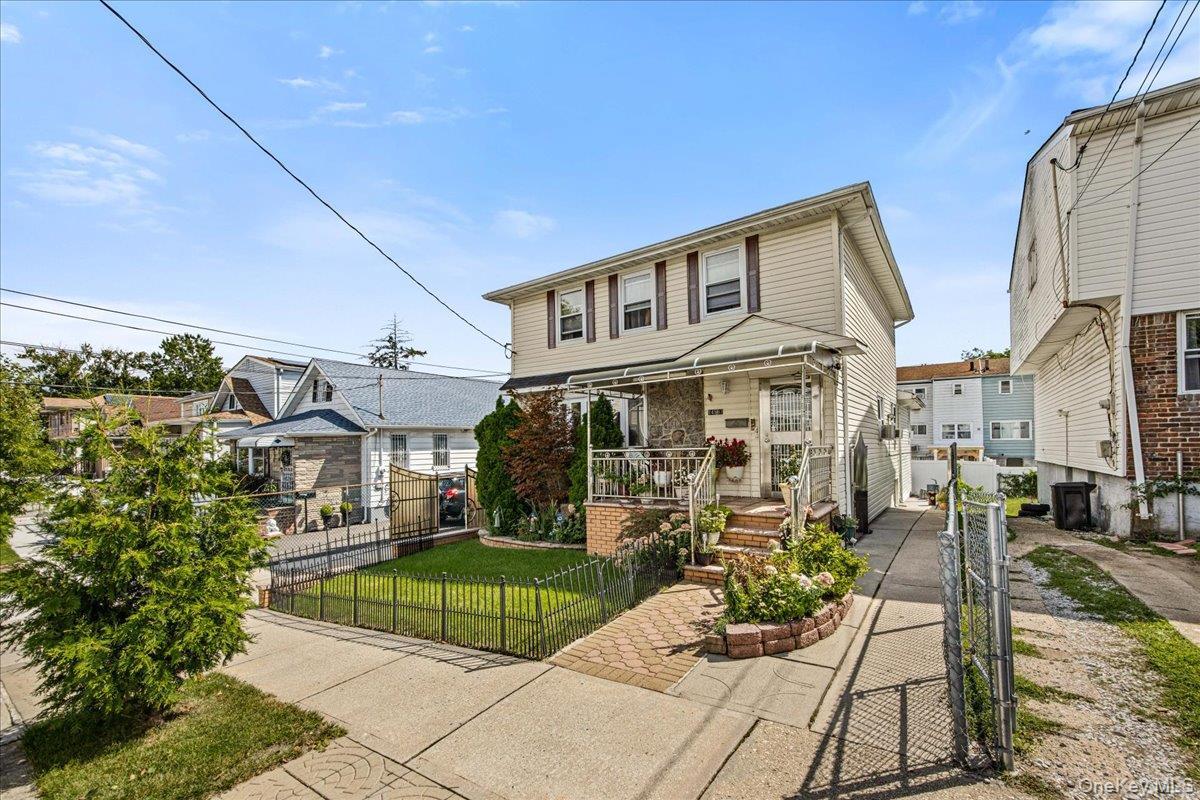 Single Family 224th Street Queens, NY 11413, MLS-1051573-2
