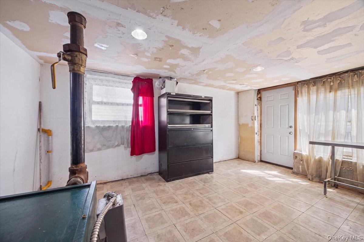 Single Family 224th Street Queens, NY 11413, MLS-1051573-22