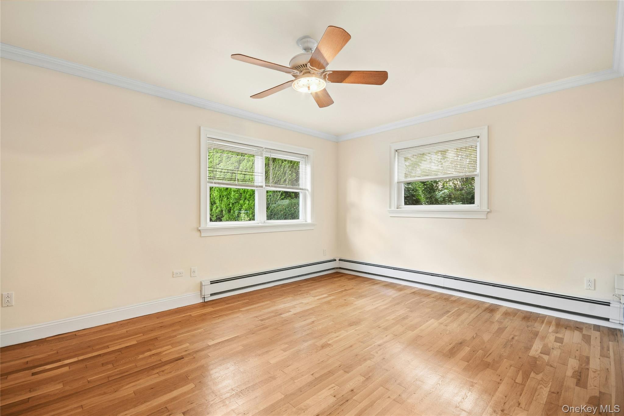 Single Family E 235th Street Bronx, NY 10470, MLS-1051576-7