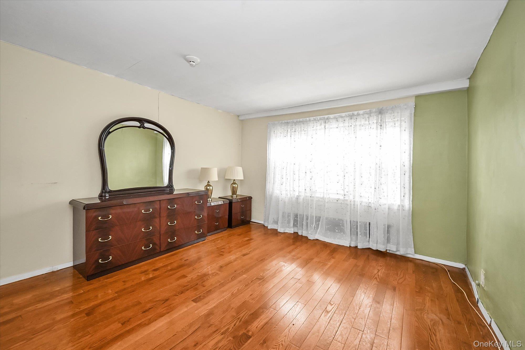 Single Family 16th Road  Queens, NY 11357, MLS-1051583-11