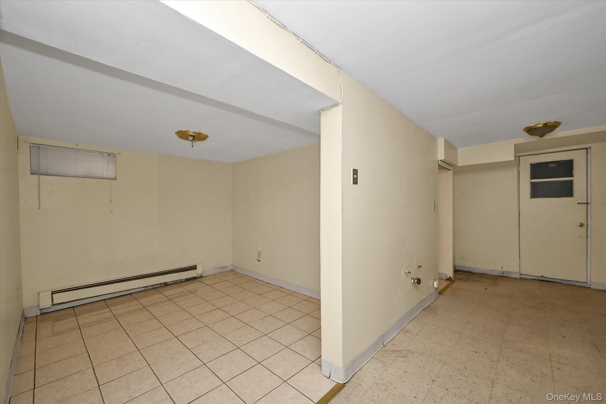 Single Family 16th Road  Queens, NY 11357, MLS-1051583-15