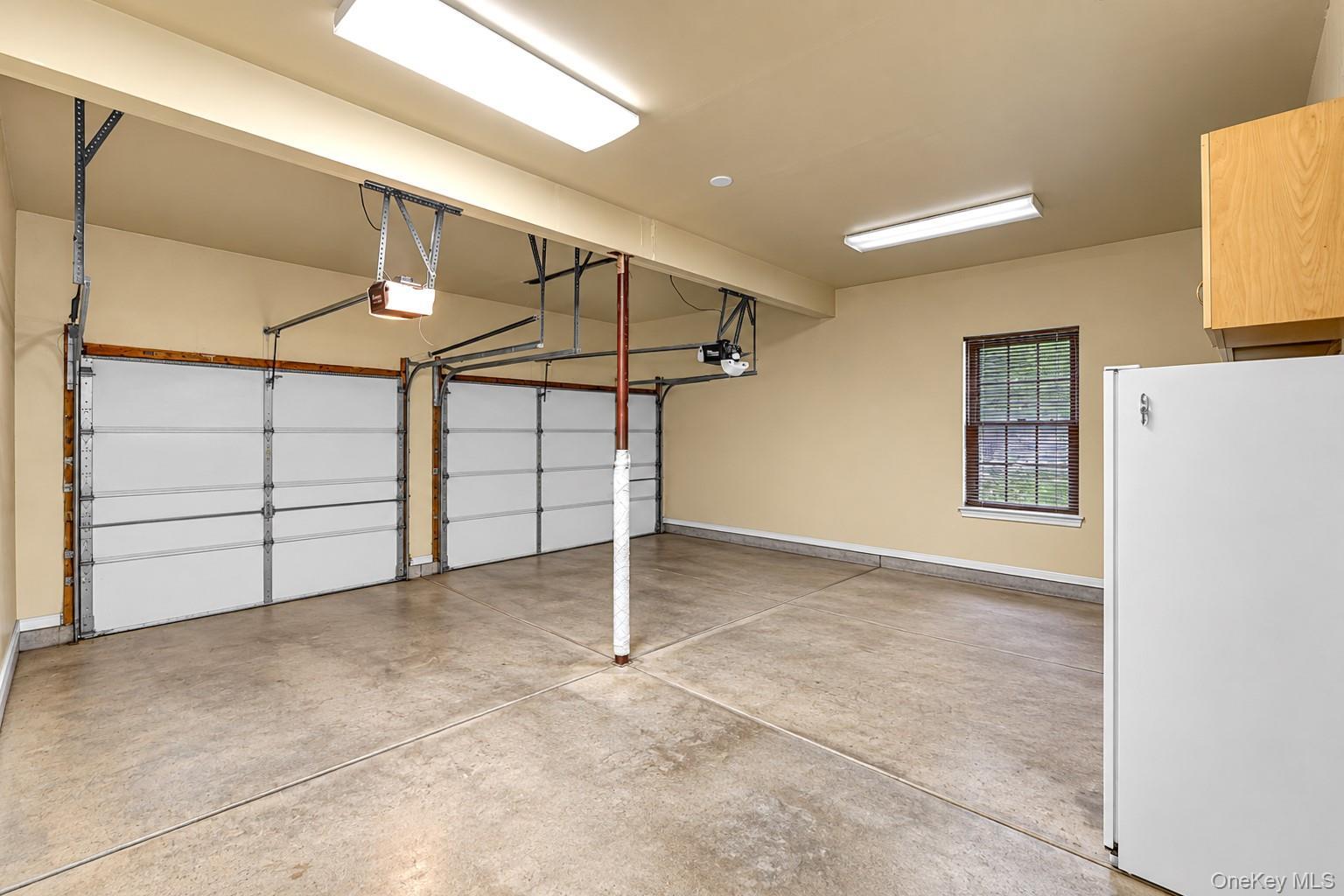 Single Family Scranton Avenue  Suffolk County, NY 11776, MLS-1051589-11