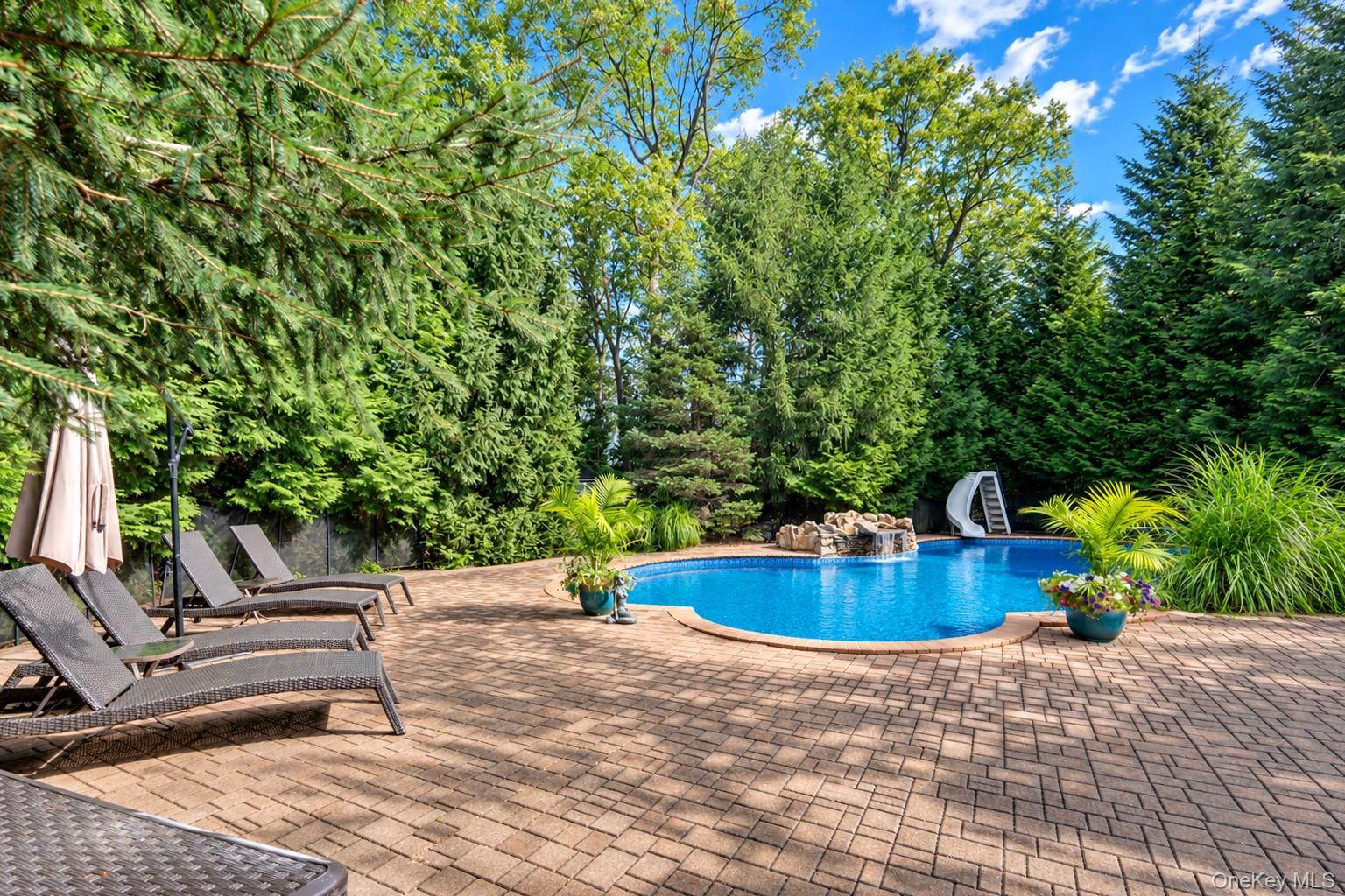Single Family Scranton Avenue  Suffolk County, NY 11776, MLS-1051589-19