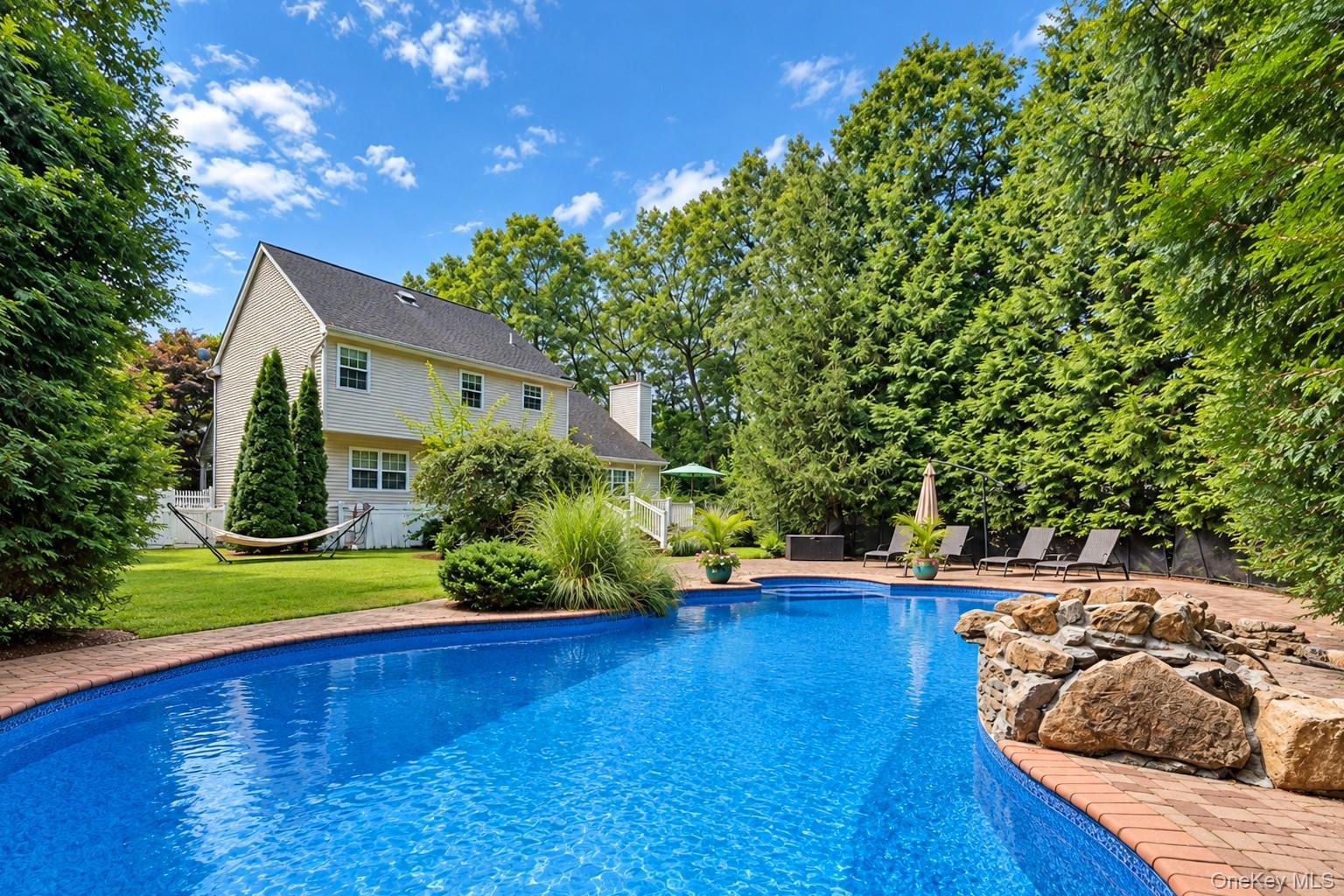 Single Family Scranton Avenue  Suffolk County, NY 11776, MLS-1051589-20