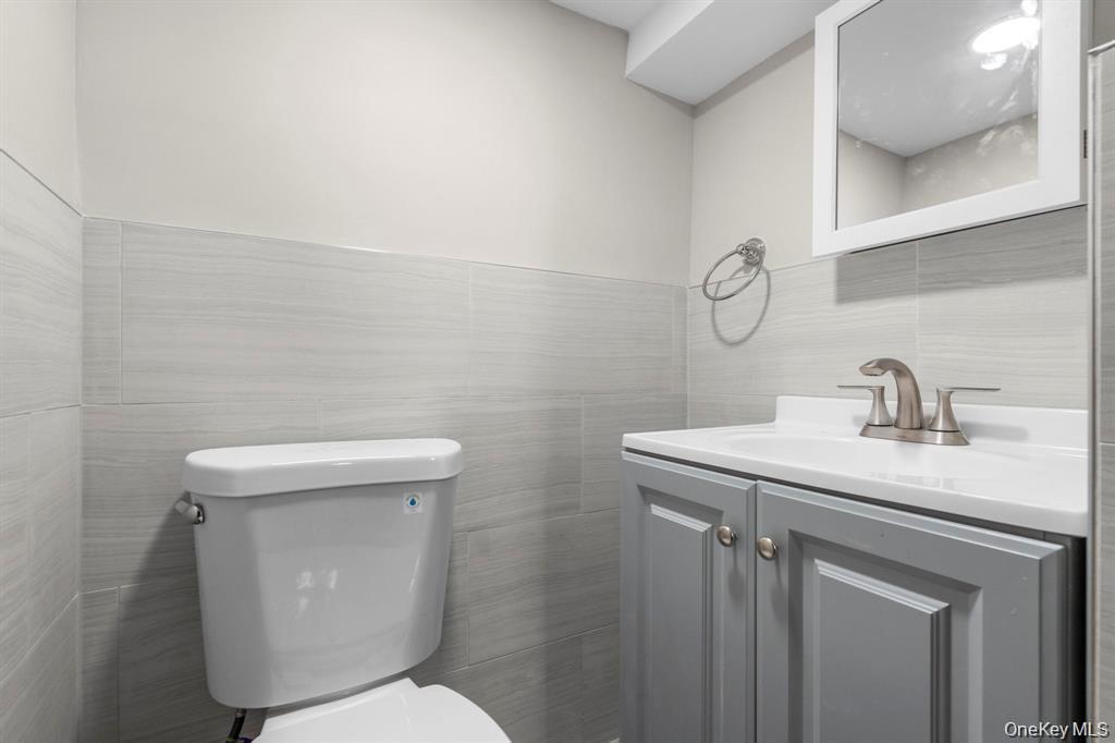 Single Family Voss Avenue Westchester County, NY 10703, MLS-1051593-10